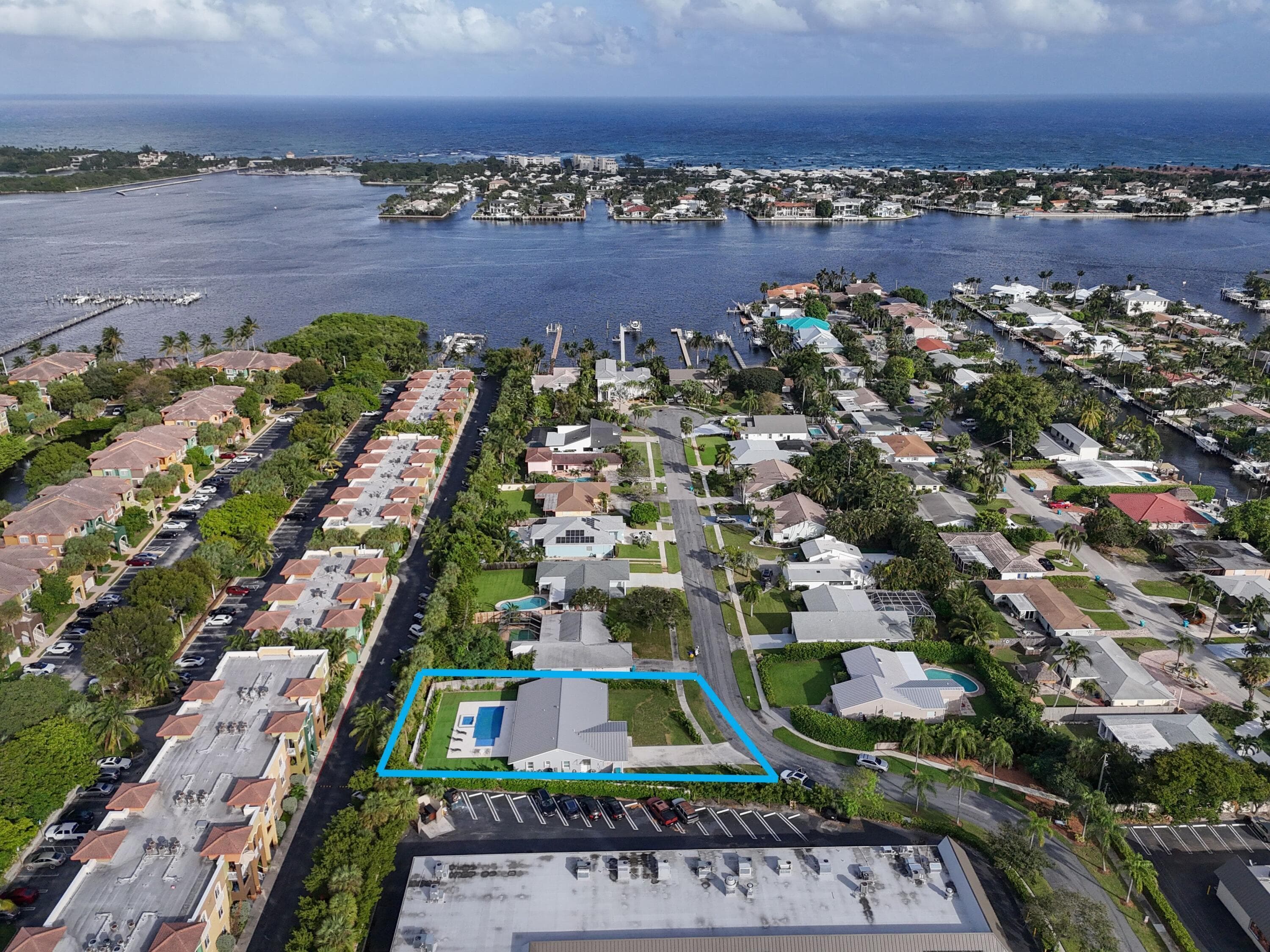 615 NE 15th Place, Boynton Beach, FL 33435 — photo 43 of 44
