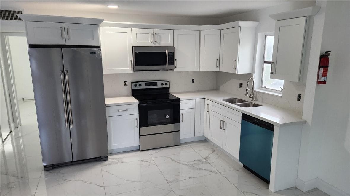 4160 NW 21st Street 246, Lauderhill, FL 33313 — photo 7 of 12