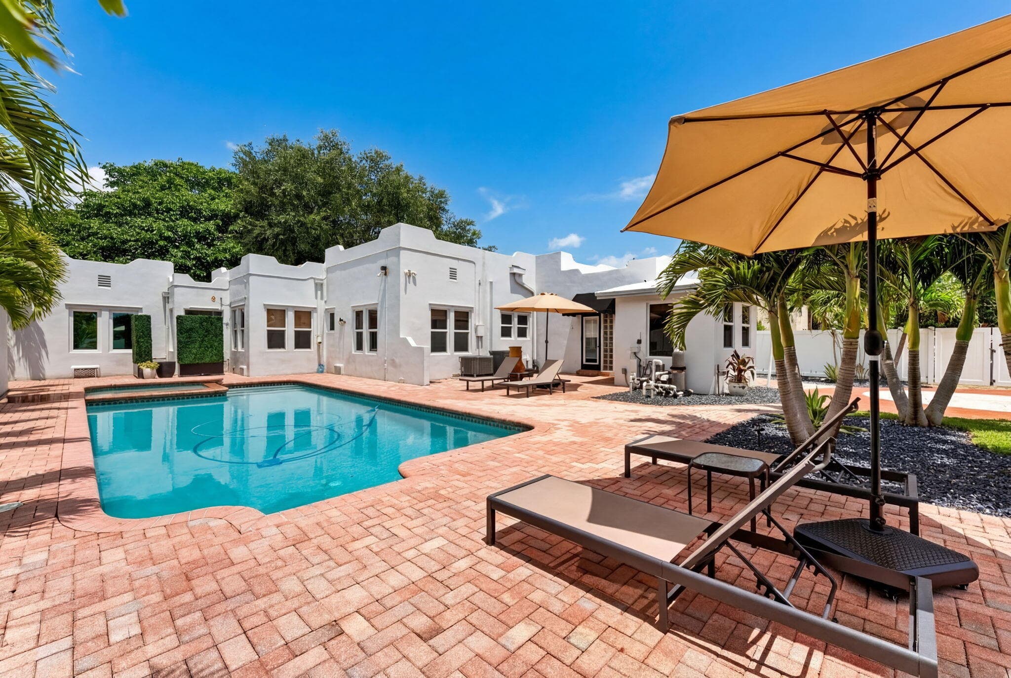 400 NE 5th Avenue, Pompano Beach, FL 33060 — photo 37 of 53