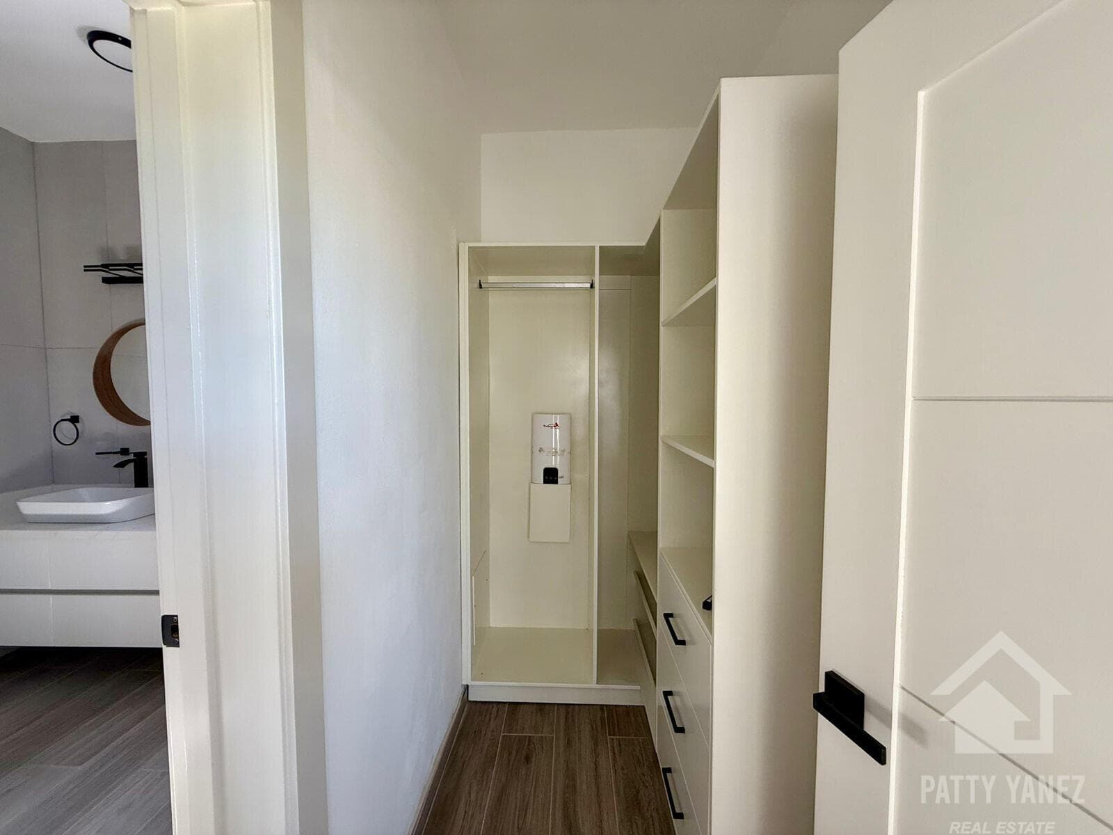 Perla Marina Residential Calle Perla — photo 9 of 18