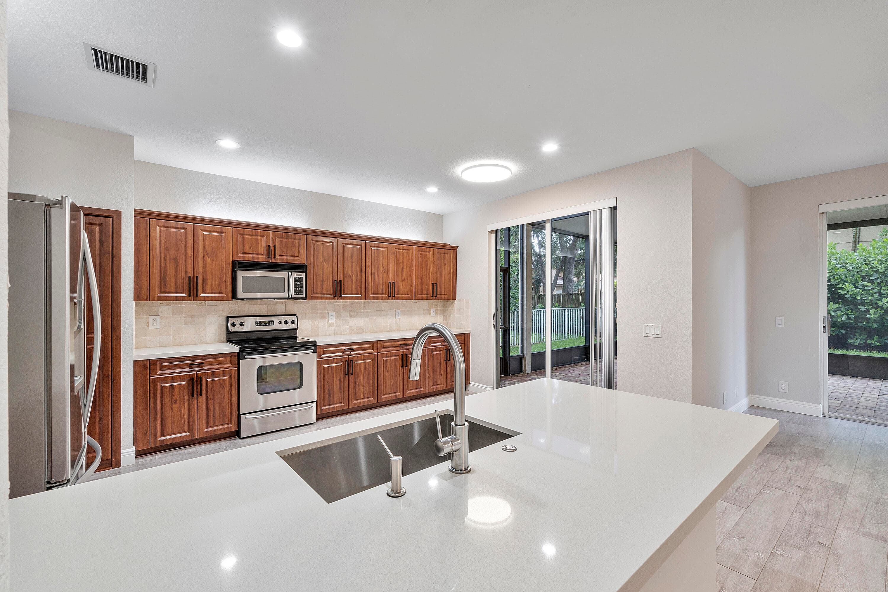 6364 NW 78th Drive, Parkland, FL 33067 — photo 11 of 50