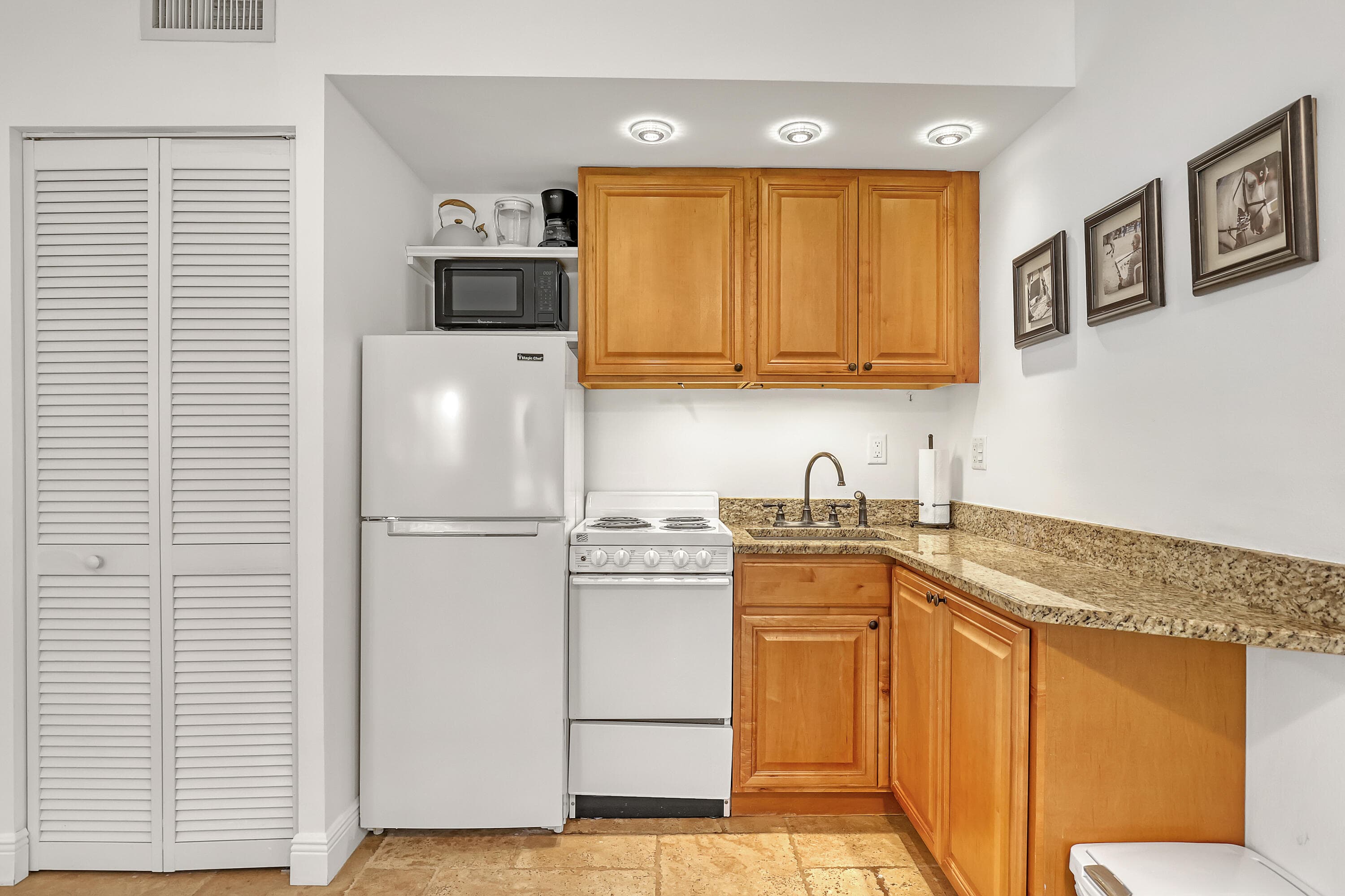 11863 Wimbledon Circle 408, Wellington, FL 33414 — photo 7 of 16