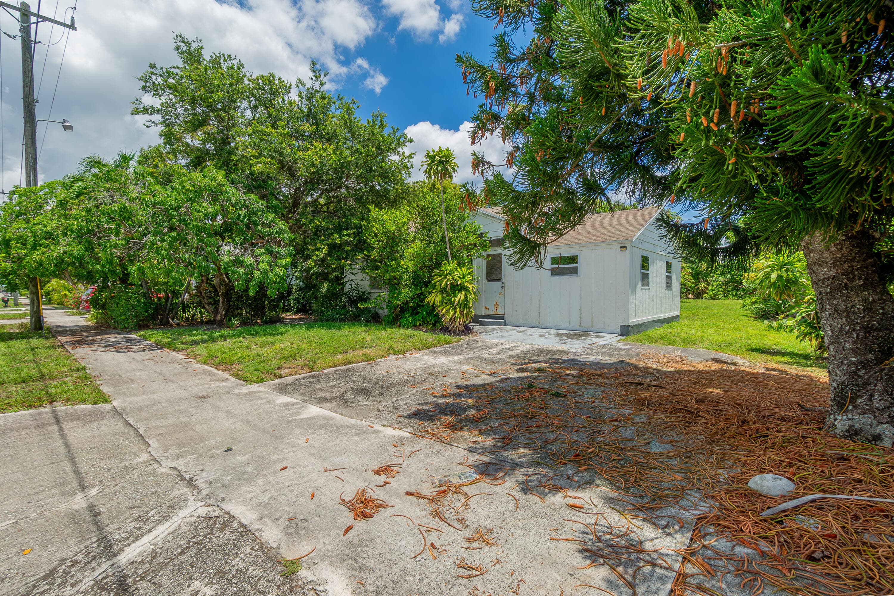 229 SW 4th Avenue, Delray Beach, FL 33444 — photo 5 of 22
