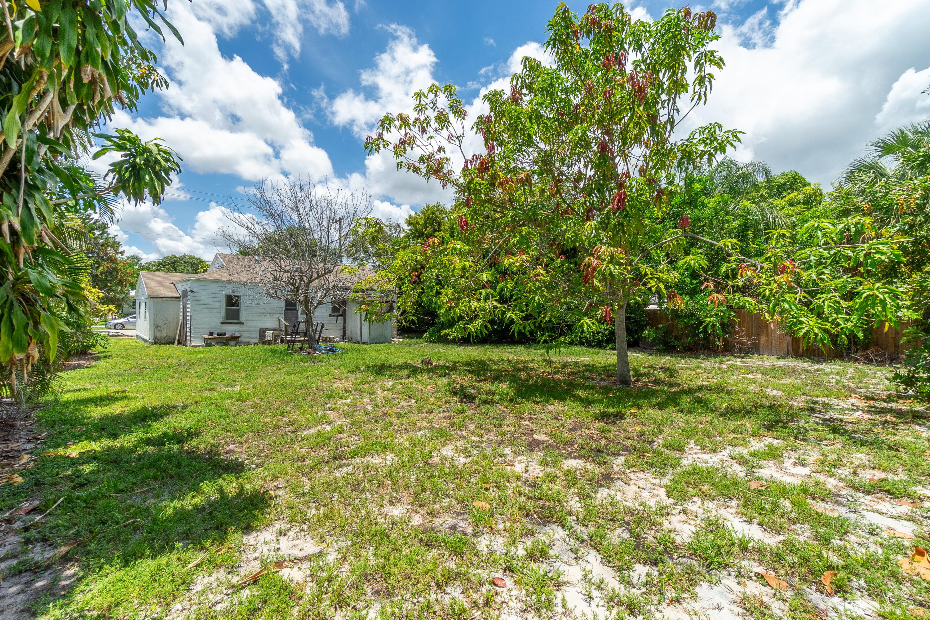 229 SW 4th Avenue, Delray Beach, FL 33444 — photo 10 of 22