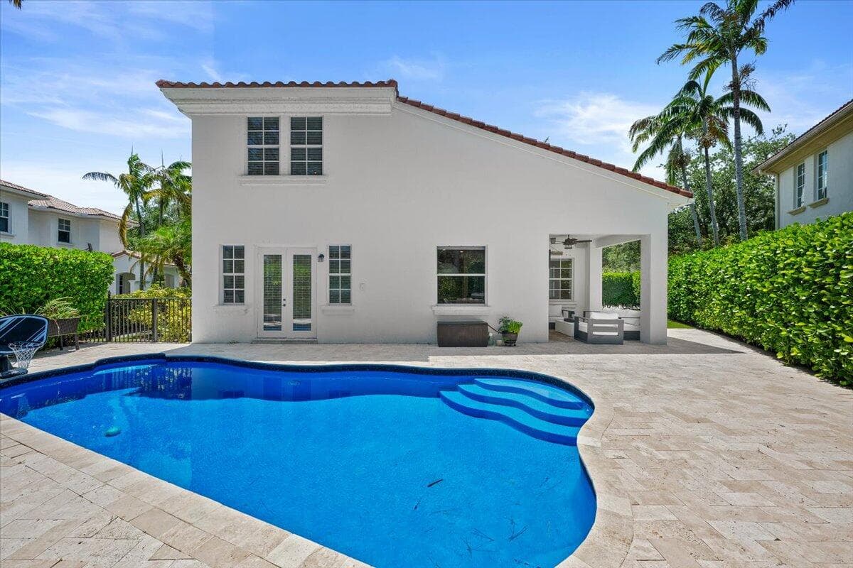 2104 Spring Court, Palm Beach Gardens, FL 33410 — photo 42 of 73