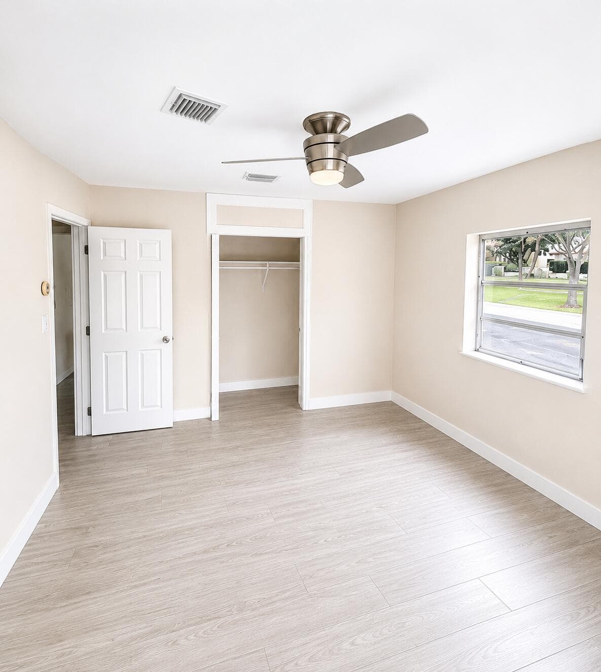 491 NW 2nd Avenue, Boca Raton, FL 33432 — photo 5 of 7