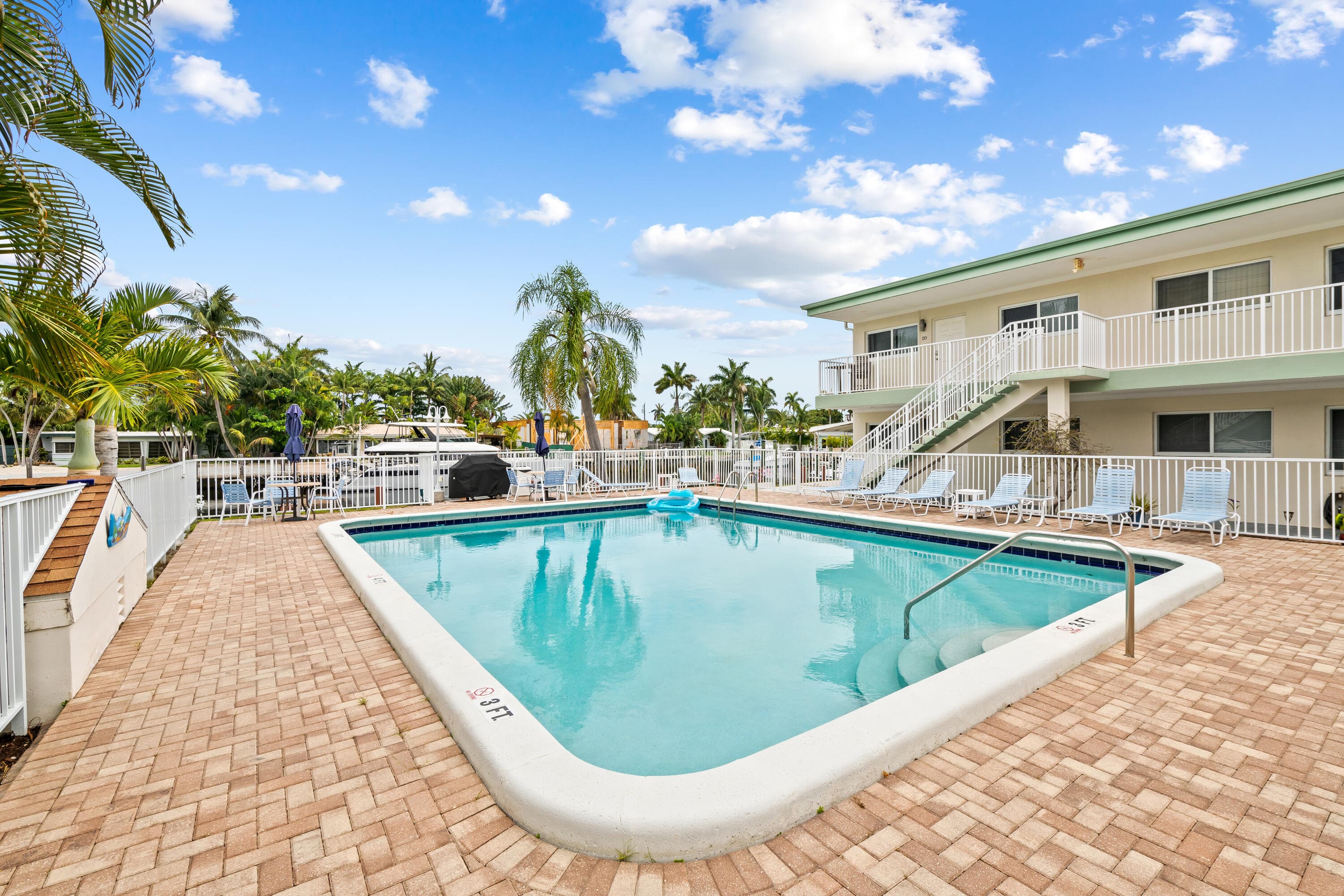 2601 NE 1st Street 17, Pompano Beach, FL 33062 — photo 2 of 25