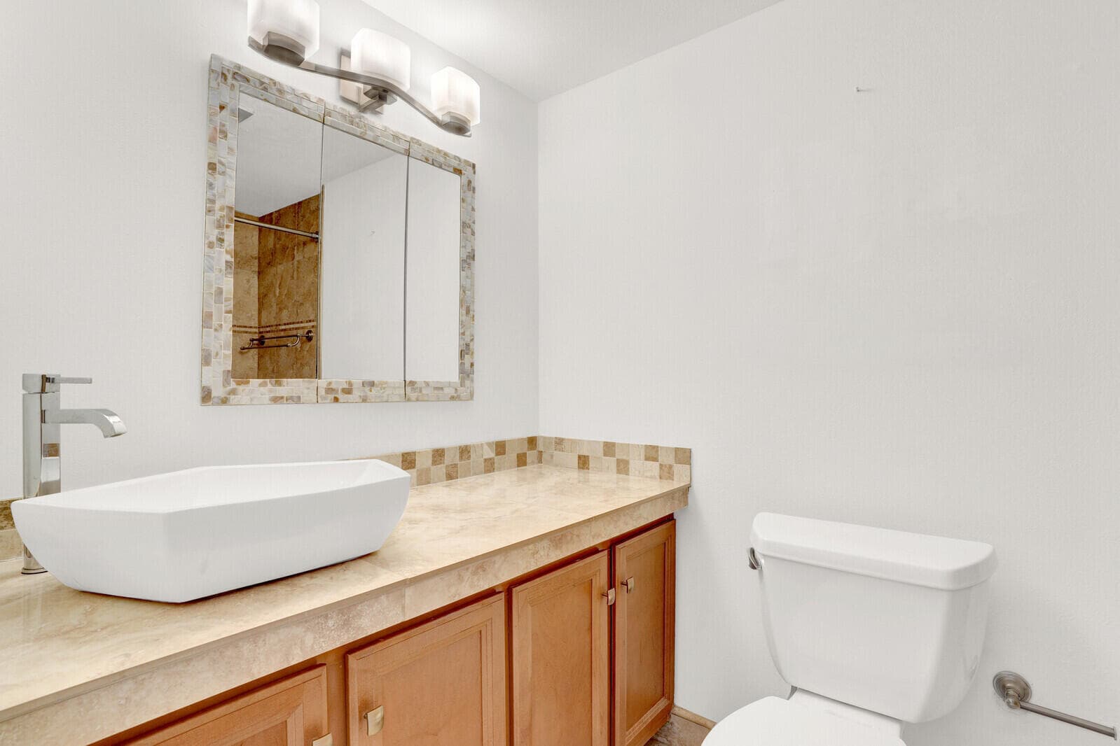 32 Colonial Club Drive 203, Boynton Beach, FL 33435 — photo 16 of 24