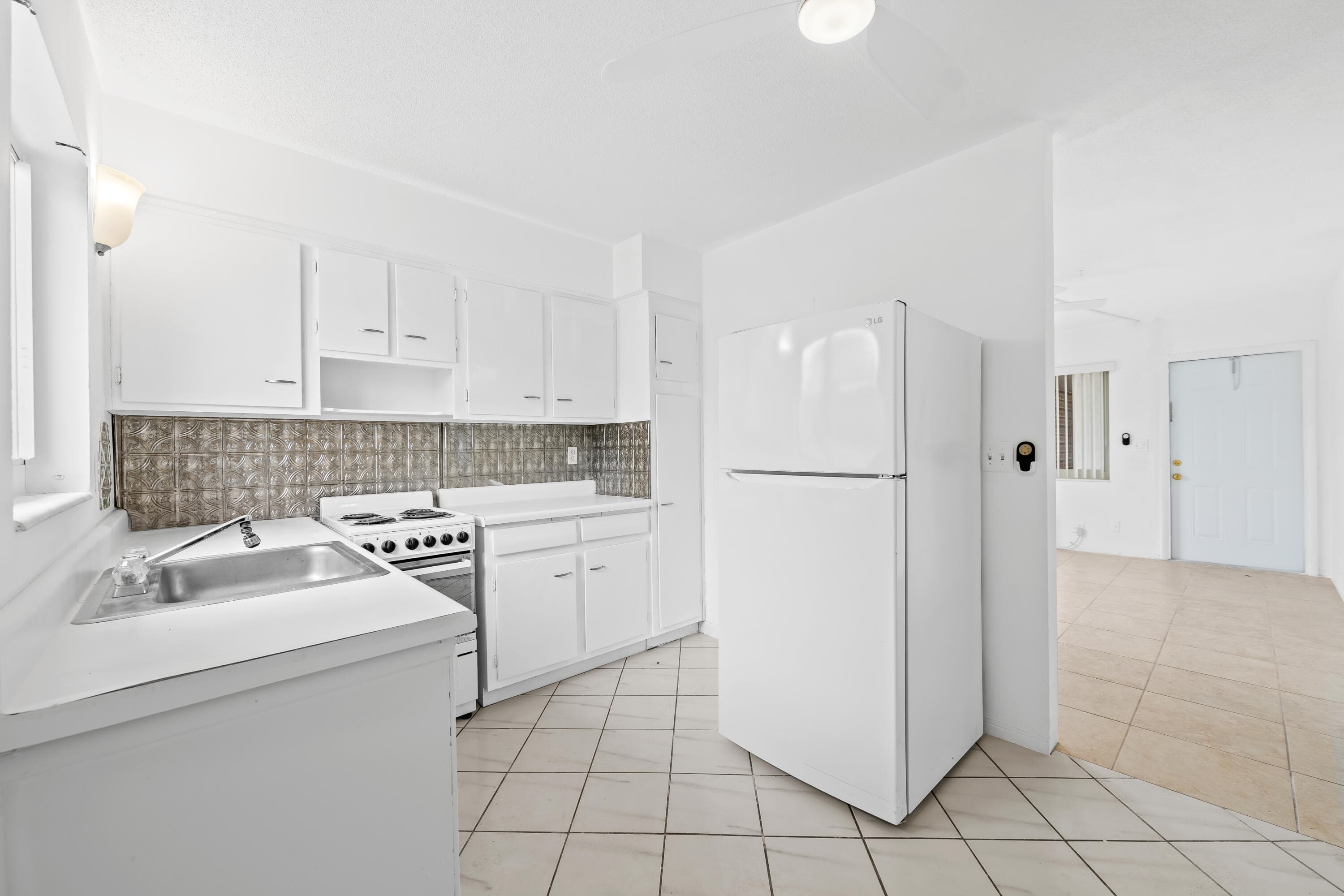 2601 NE 1st Street 17, Pompano Beach, FL 33062 — photo 5 of 25