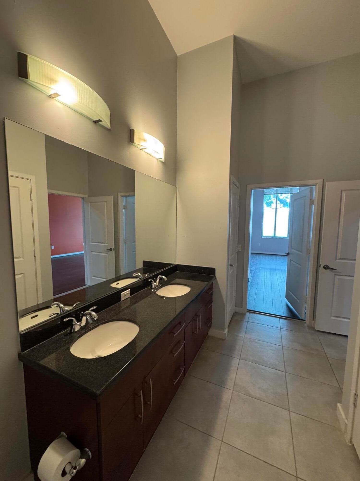 300 S Australian Avenue 111, West Palm Beach, FL 33401 — photo 11 of 17