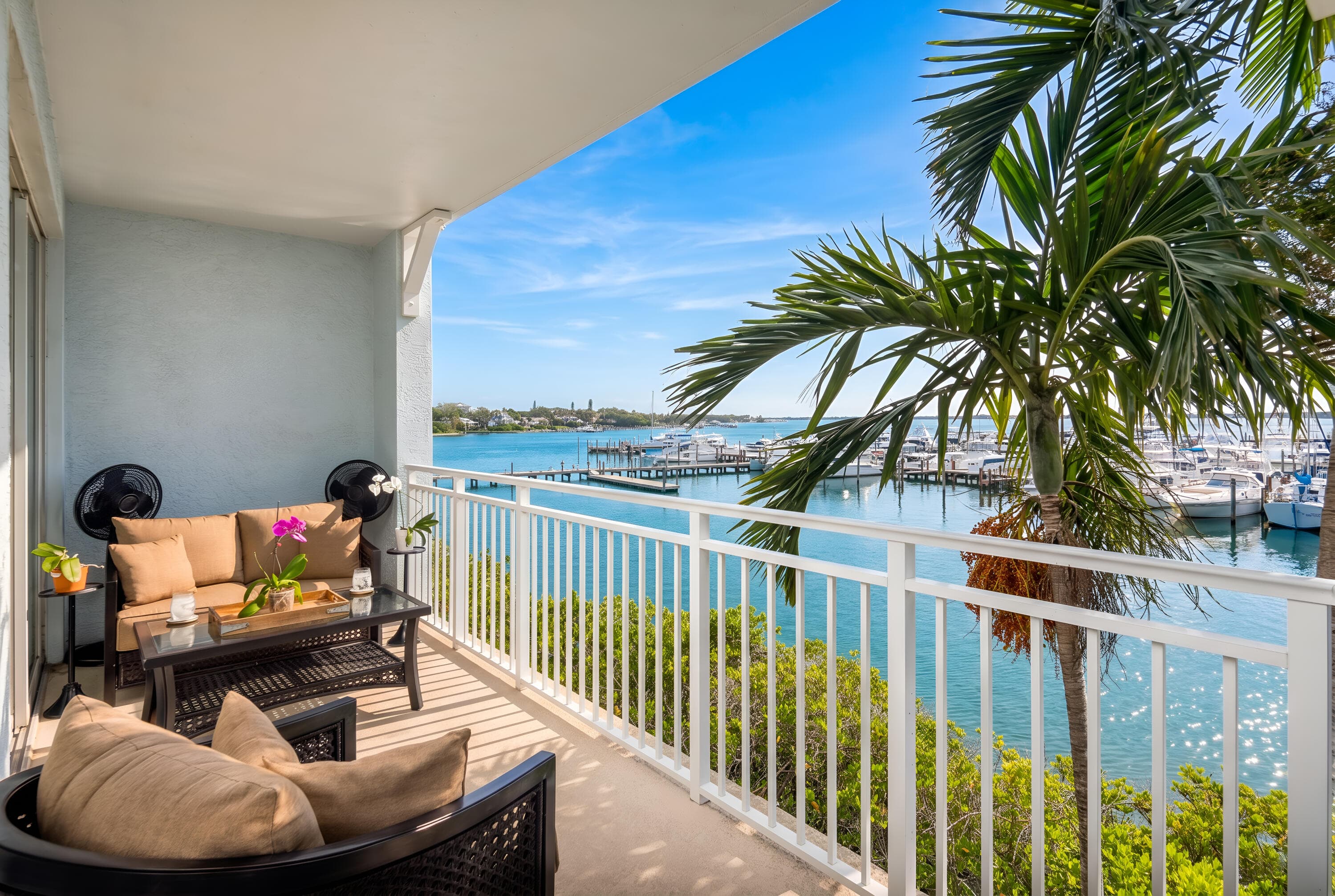 875 NW Flagler Avenue 203, Stuart, FL 34994 — photo 2 of 23