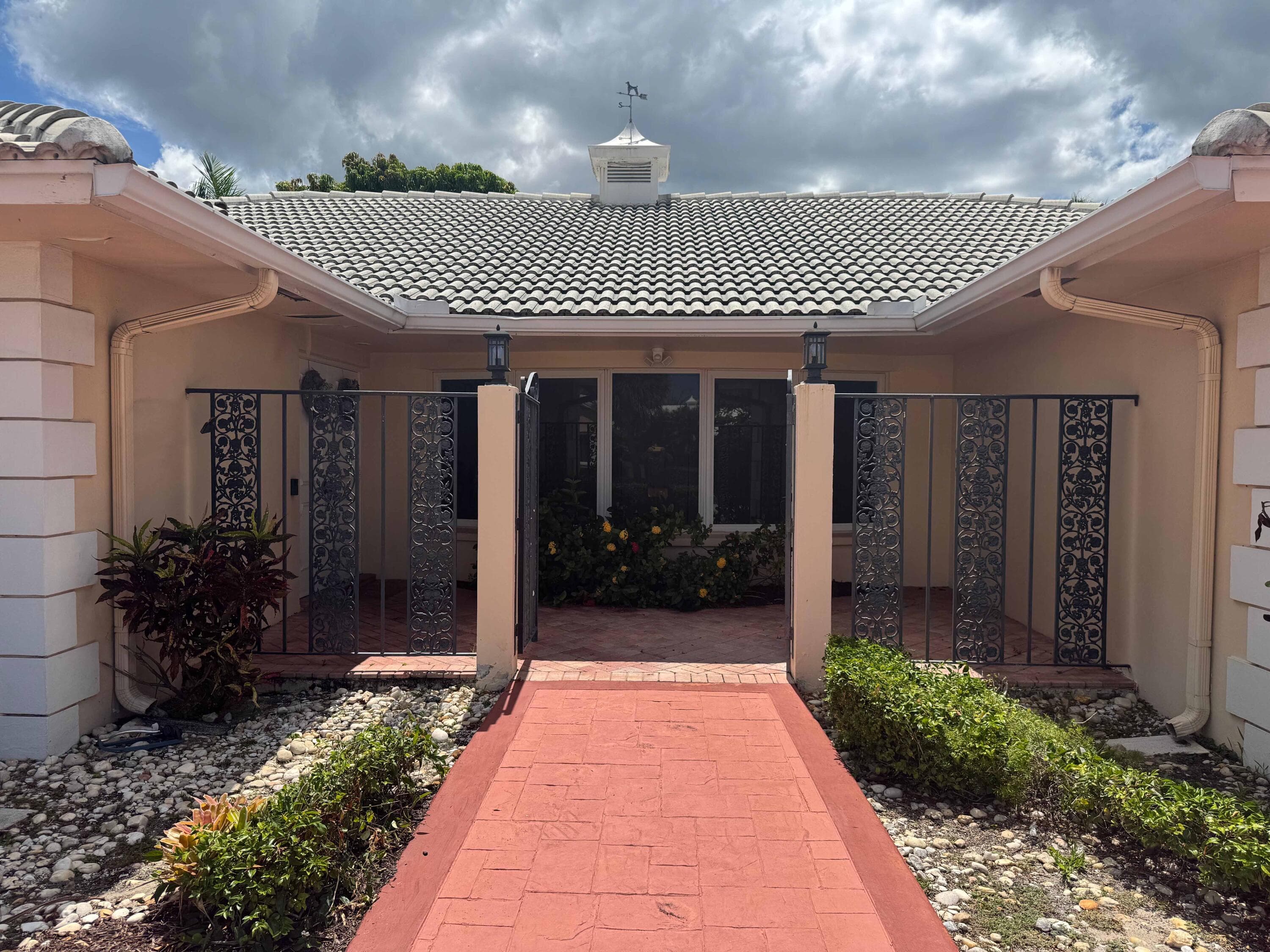 999 SW Pepperridge Terrace, Boca Raton, FL 33486 — photo 2 of 40