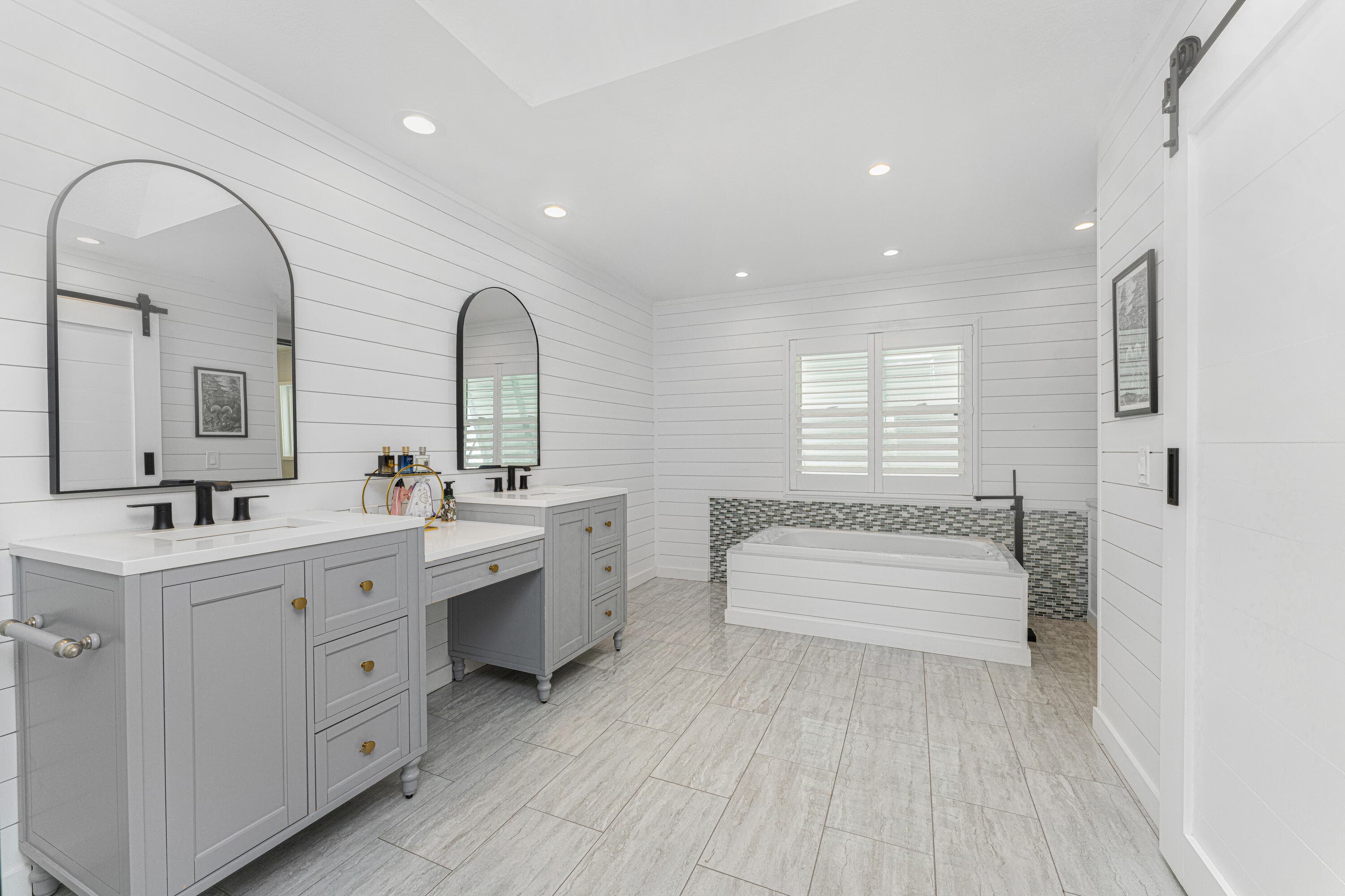 139 SW Seville Pl Place SW, Port Charlotte, FL 33952 — photo 15 of 40