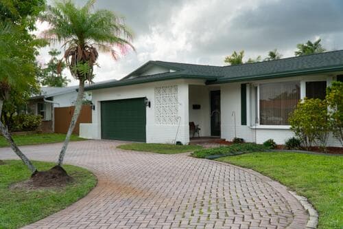 5541 SW 7th Street, Plantation, FL 33317 — photo 2 of 40