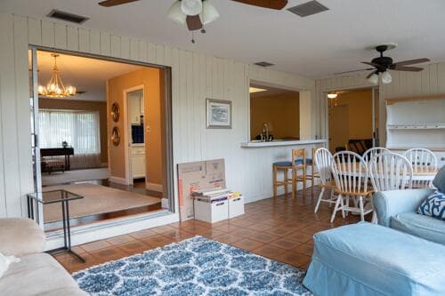5541 SW 7th Street, Plantation, FL 33317 — photo 17 of 40