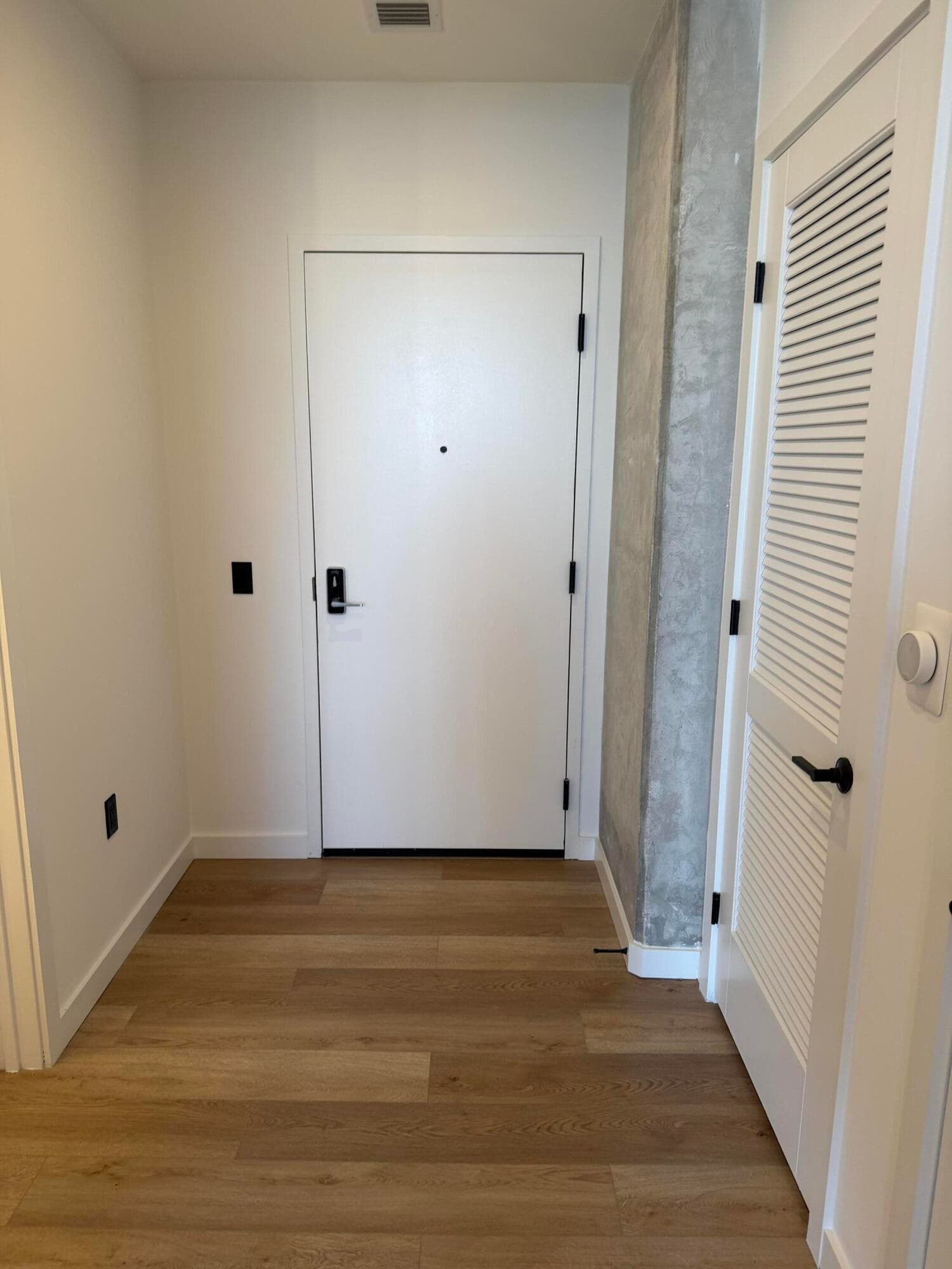 307 SW 5th Street Ph2811, Fort Lauderdale, FL 33315 — photo 5 of 9