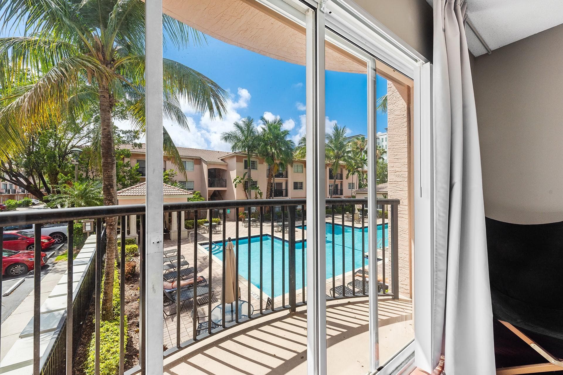 2005 SE 10th Avenue 406, Fort Lauderdale, FL 33316 — photo 1 of 11