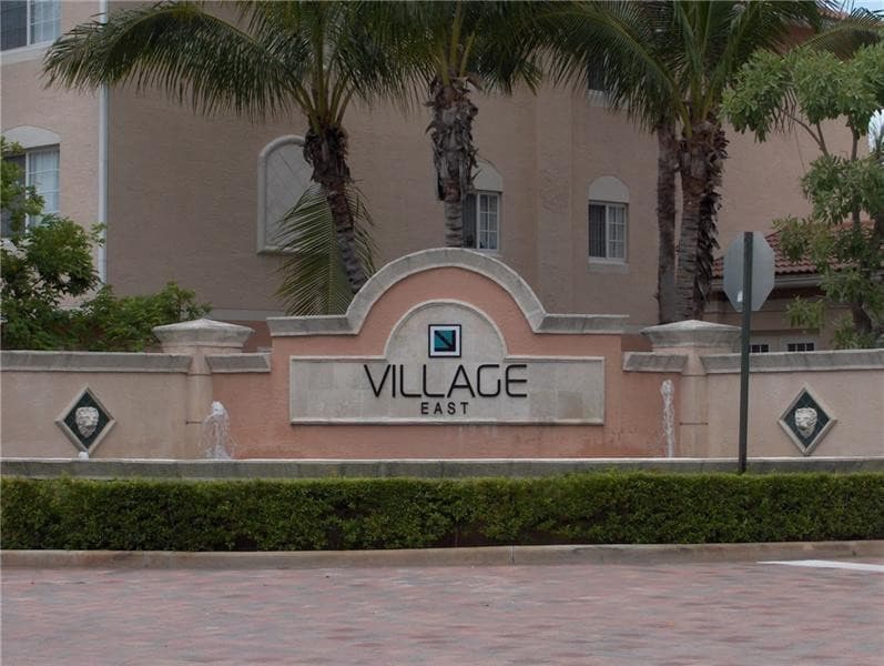 2005 SE 10th Avenue 406, Fort Lauderdale, FL 33316 — photo 7 of 11
