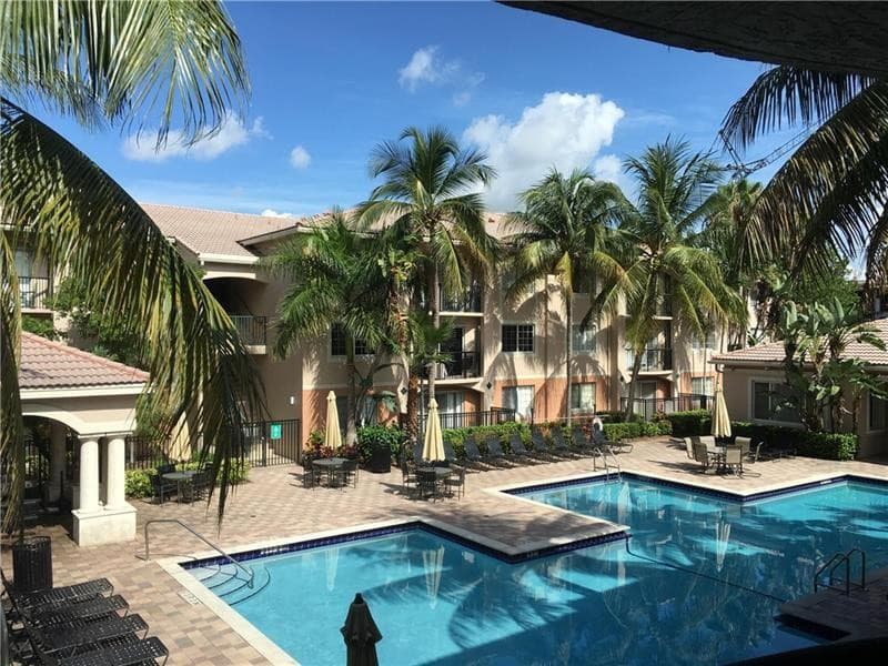 2005 SE 10th Avenue 406, Fort Lauderdale, FL 33316 — photo 9 of 11
