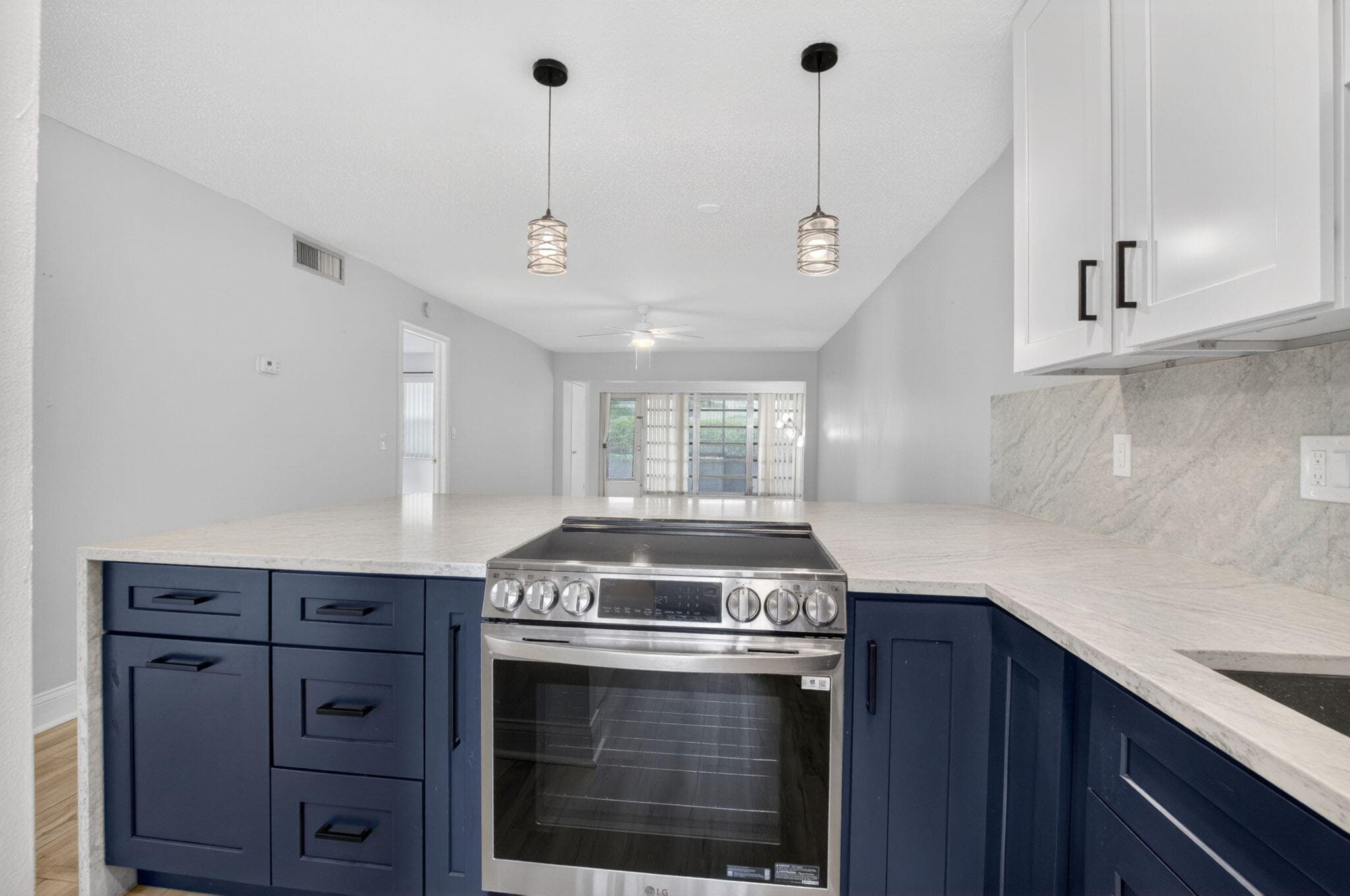 2401 Del Aire Boulevard 101, Delray Beach, FL 33445 — photo 12 of 74