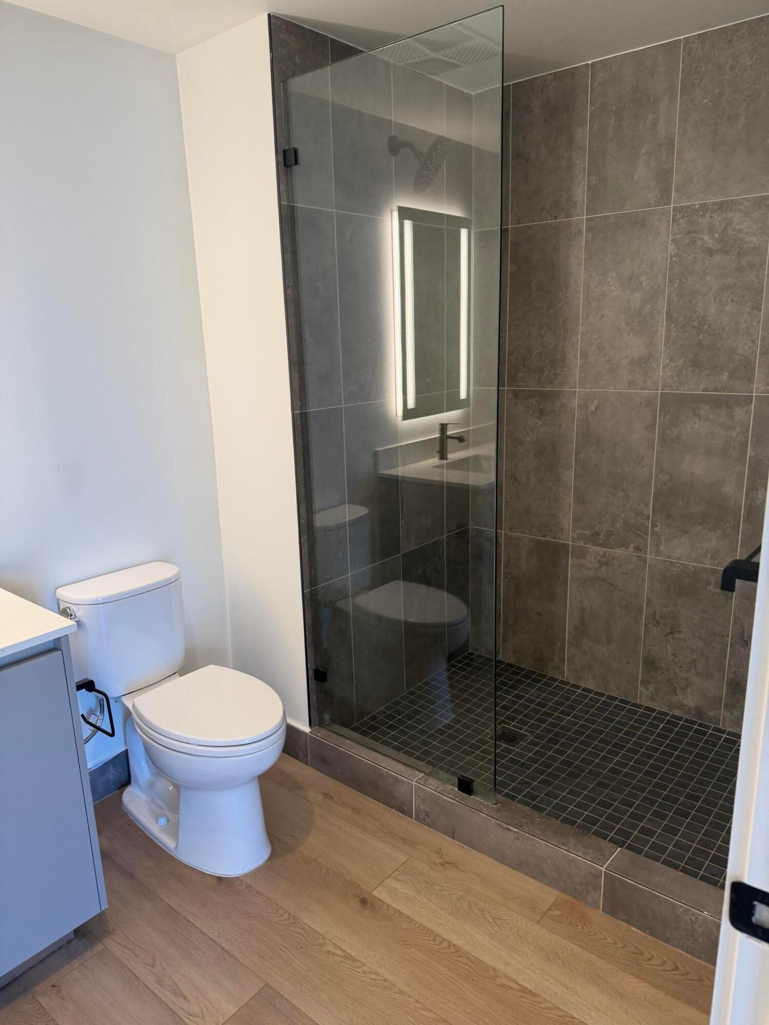 307 SW 5th, Fort Lauderdale, FL 33315 — photo 5 of 10