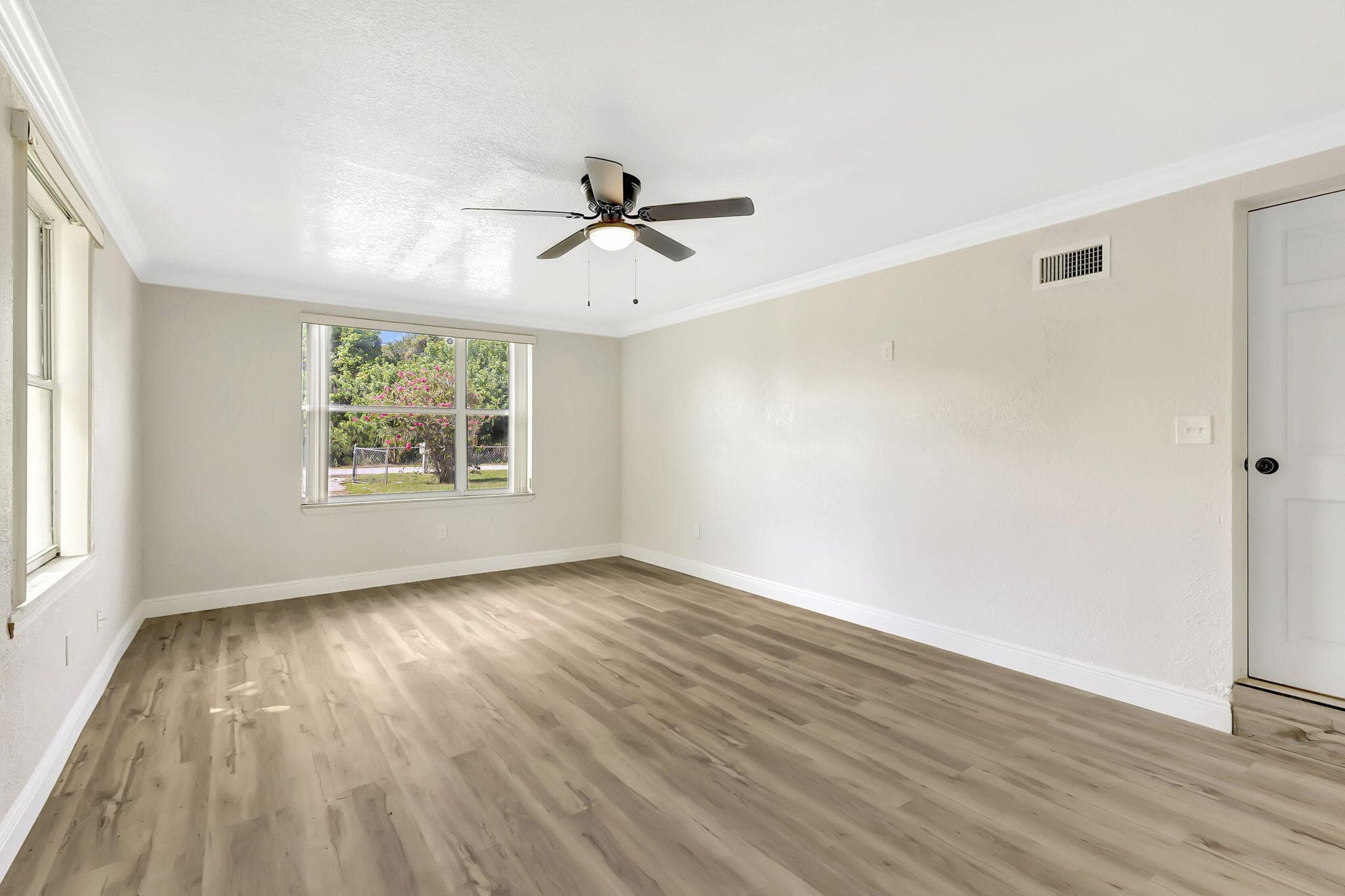 3701 Avenue S, Fort Pierce, FL 34947 — photo 8 of 11