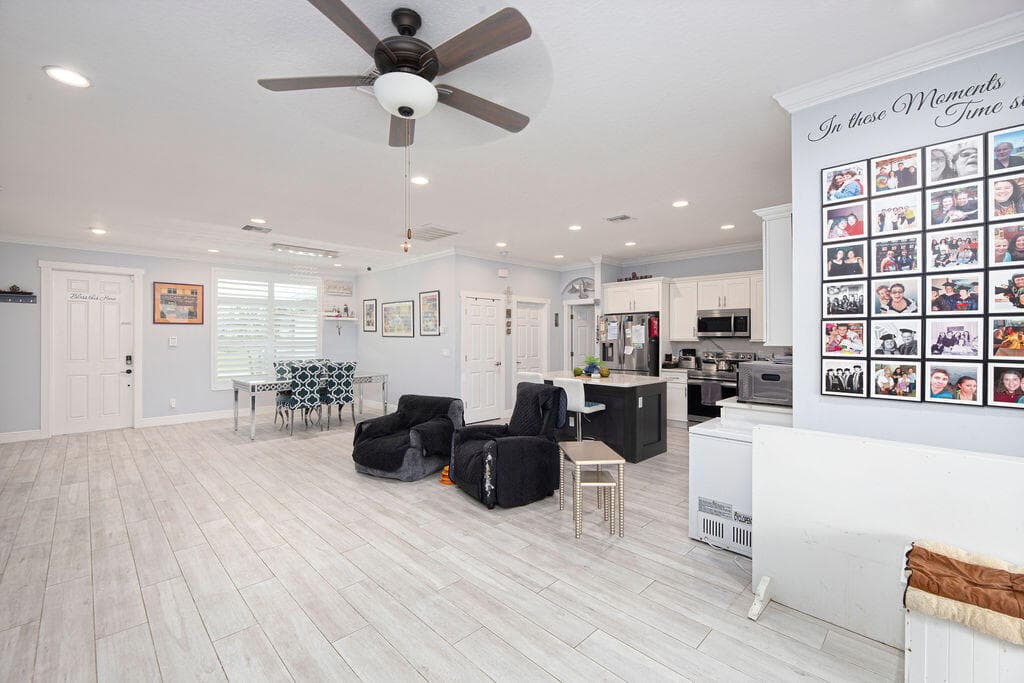 618 NW Billiar Avenue, Port St. Lucie, FL 34983 — photo 13 of 42