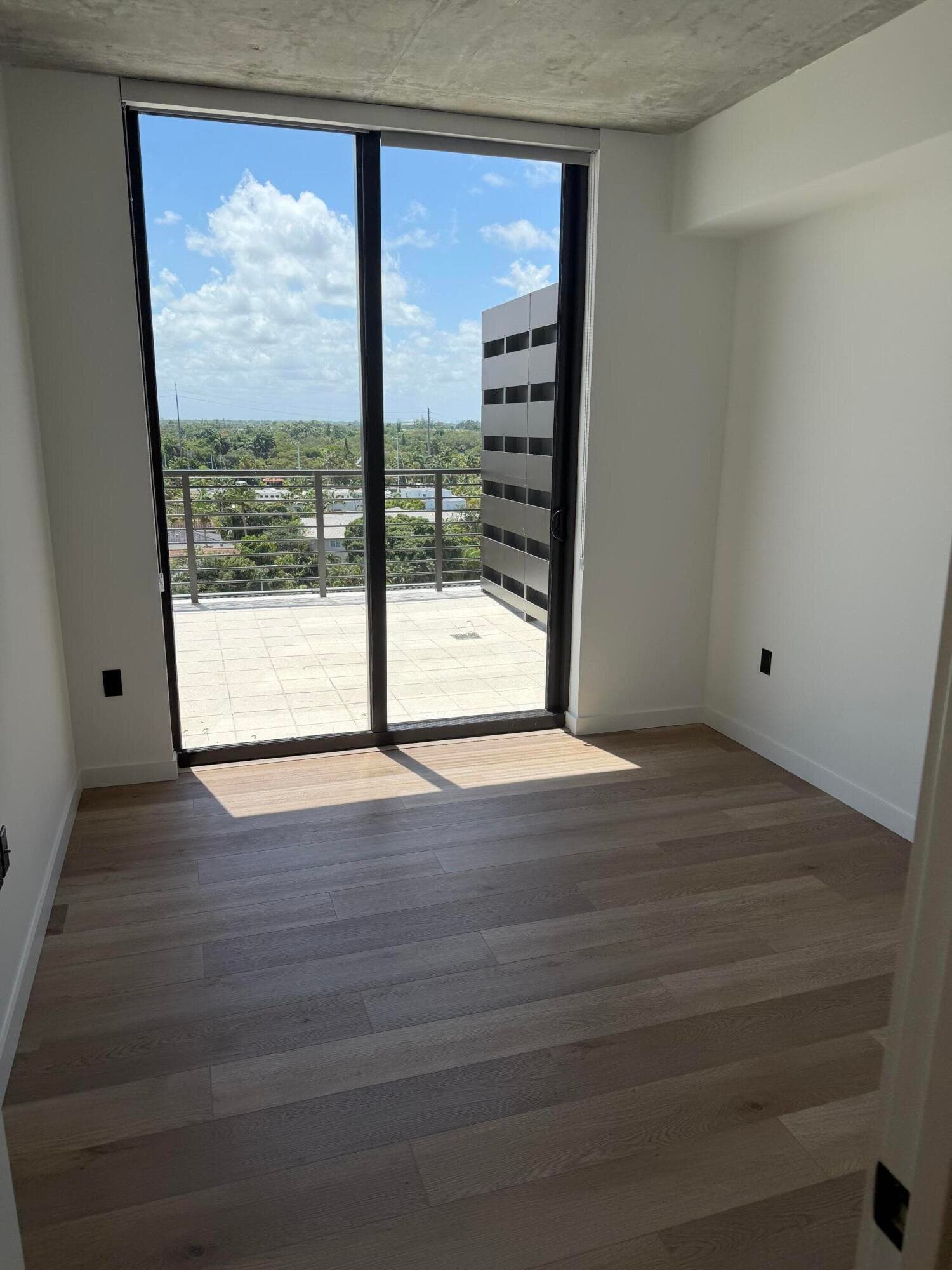 307 SW 5th Street 710, Fort Lauderdale, FL 33315 — photo 9 of 10
