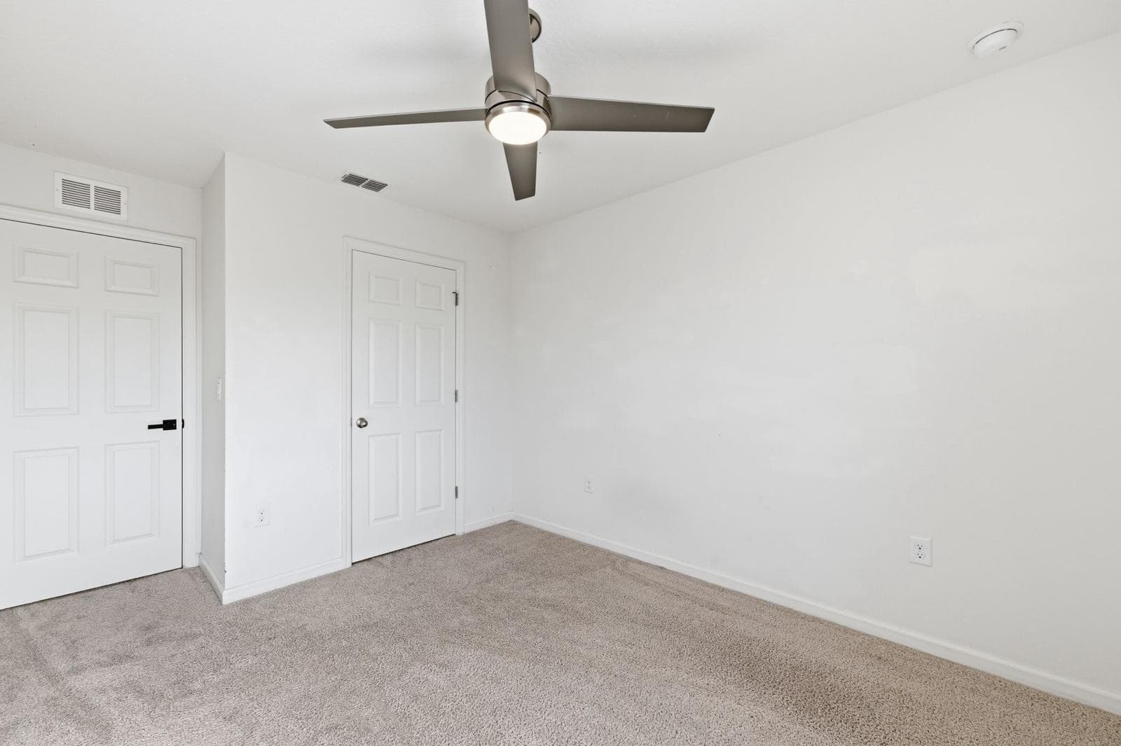 3044 Woodswalk Drive, Fort Pierce, FL 34945 — photo 22 of 61