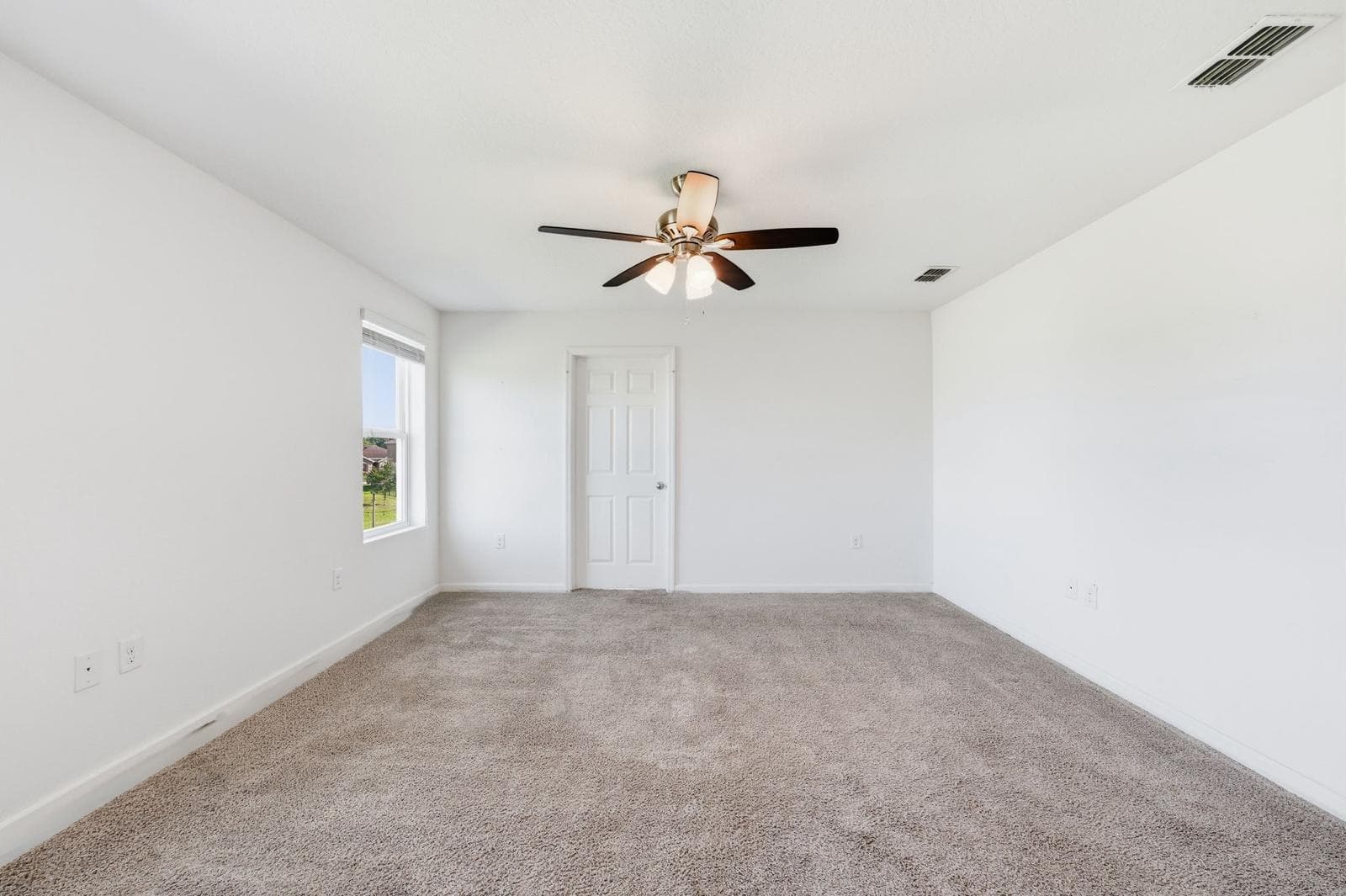 3044 Woodswalk Drive, Fort Pierce, FL 34945 — photo 14 of 61