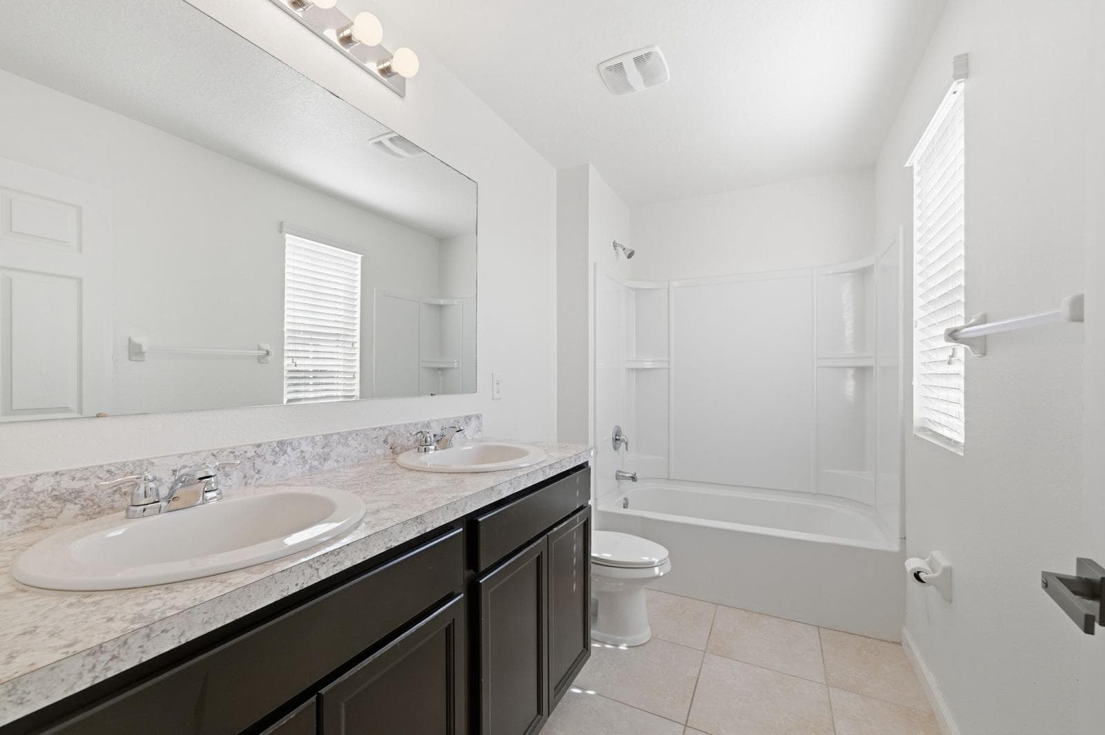3044 Woodswalk Drive, Fort Pierce, FL 34945 — photo 20 of 61