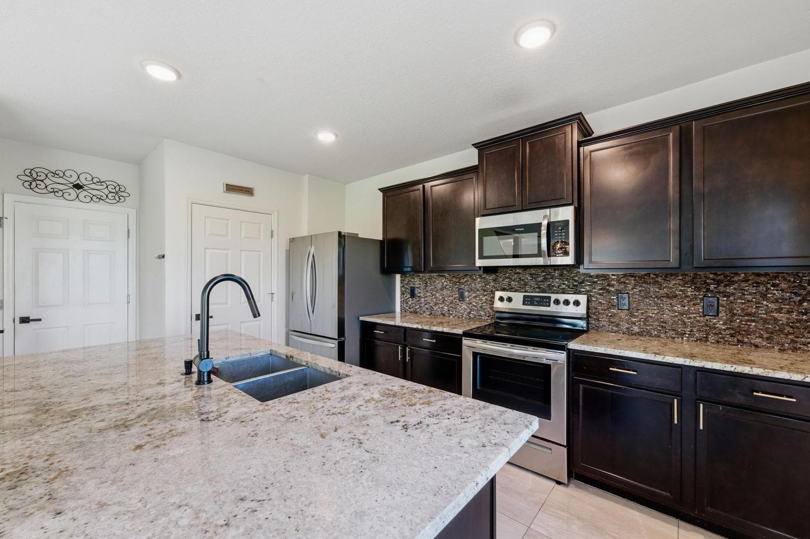 3044 Woodswalk Drive, Fort Pierce, FL 34945 — photo 5 of 61