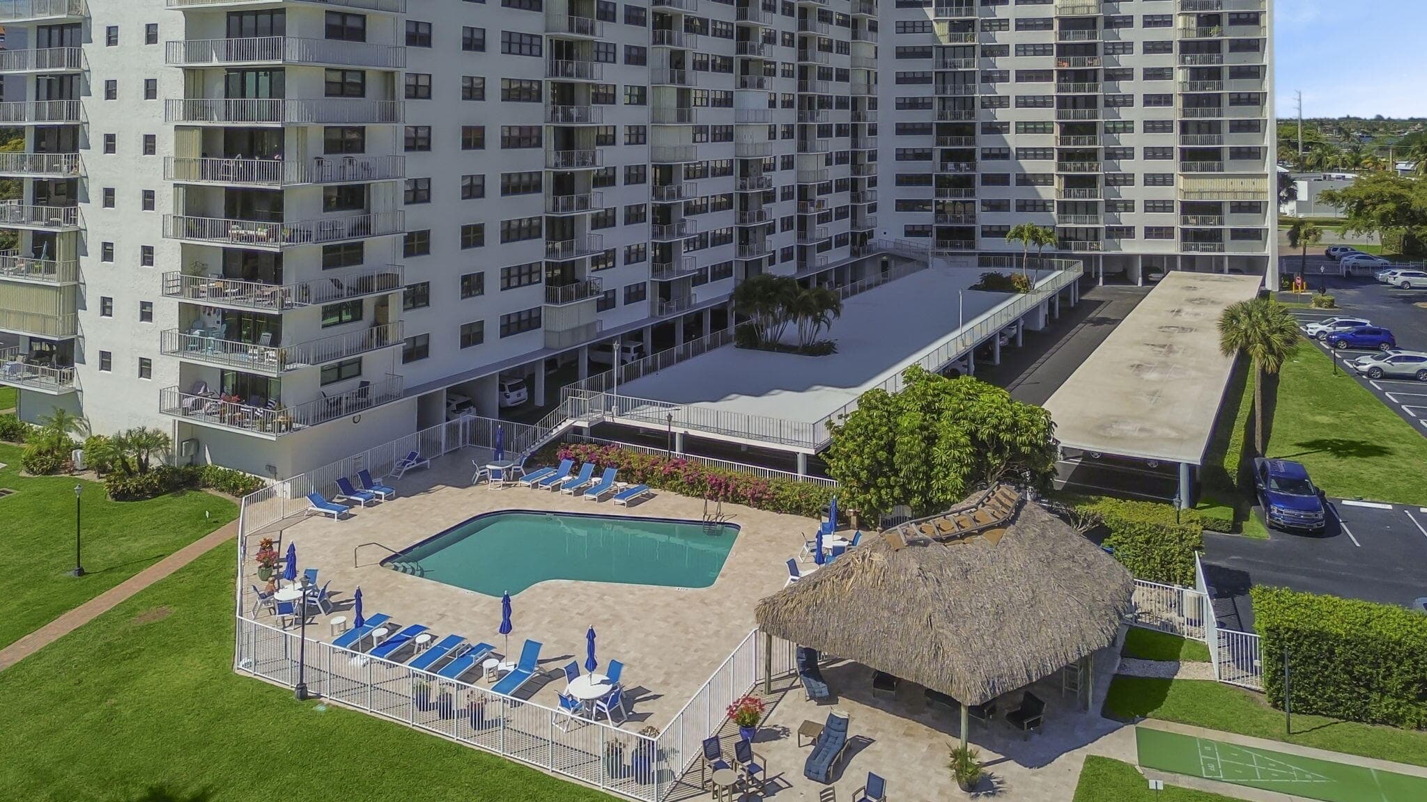 336 Golfview Road 406, North Palm Beach, FL 33408 — photo 20 of 34