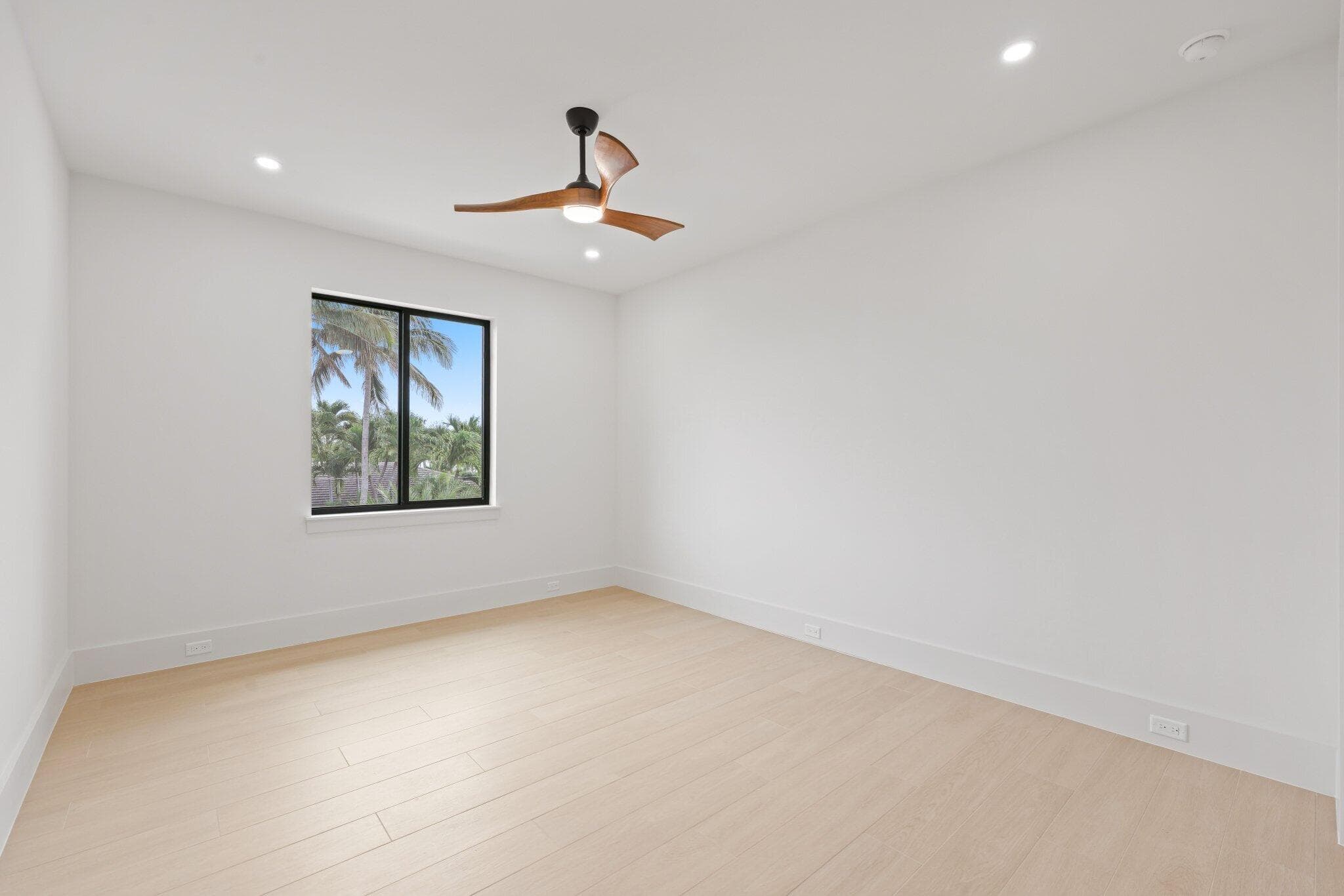 1160 Emerald Drive, Riviera Beach, FL 33404 — photo 43 of 86
