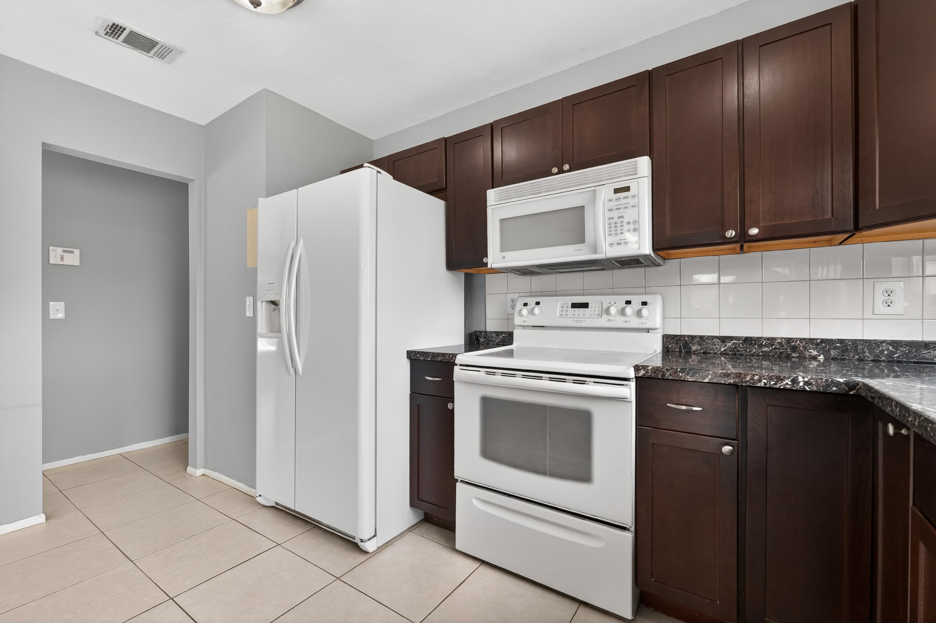 261 SW Cherryhill Road, Port St. Lucie, FL 34953 — photo 10 of 37