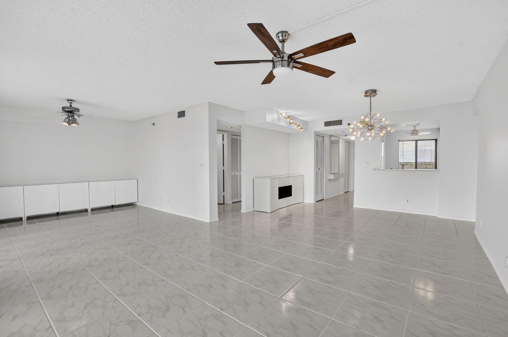 7370 S Oriole Boulevard 802, Delray Beach, FL 33446 — photo 14 of 40