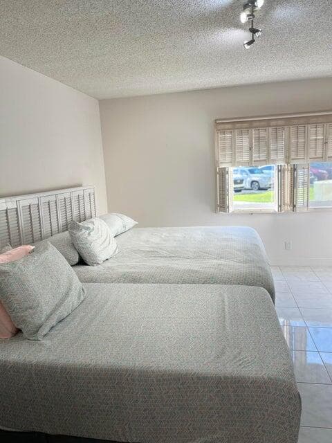 311 Pine Ridge Circle B-1, Greenacres, FL 33463 — photo 4 of 7