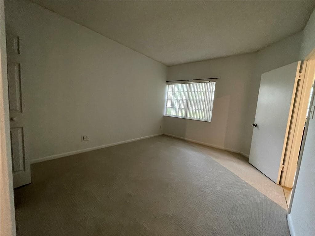 640 Cypress Club Way J12, Deerfield Beach, FL 33064 — photo 14 of 34