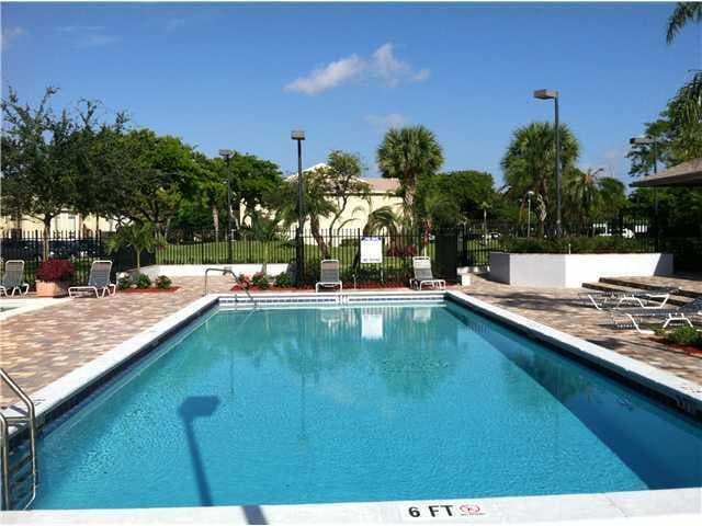 640 Cypress Club Way J12, Deerfield Beach, FL 33064 — photo 23 of 34
