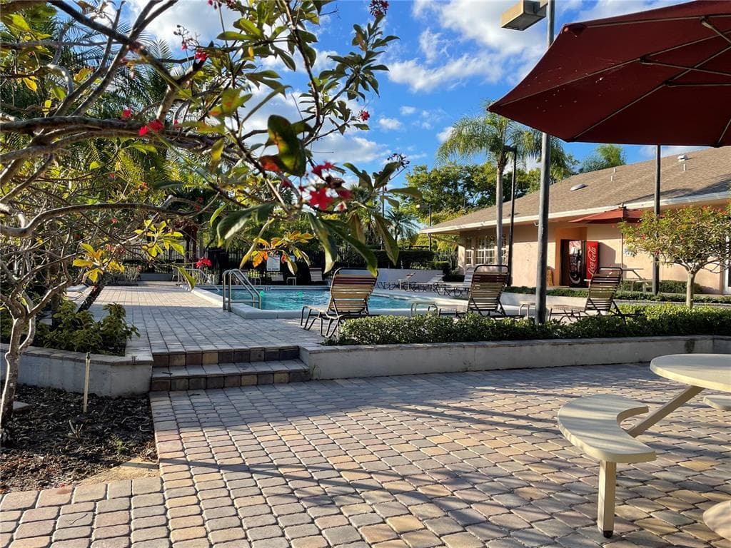 640 Cypress Club Way J12, Deerfield Beach, FL 33064 — photo 32 of 34