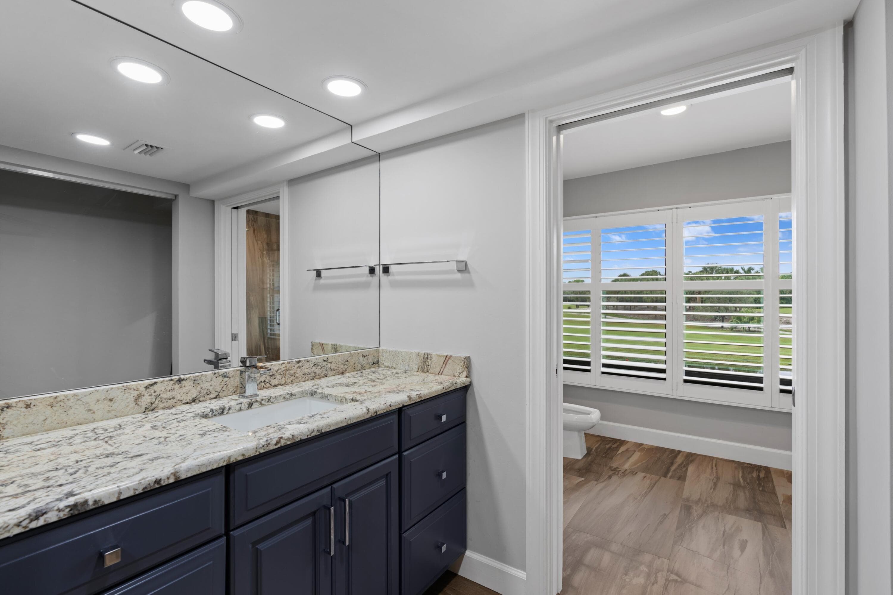 2435 Presidential Way G, West Palm Beach, FL 33401 — photo 22 of 35