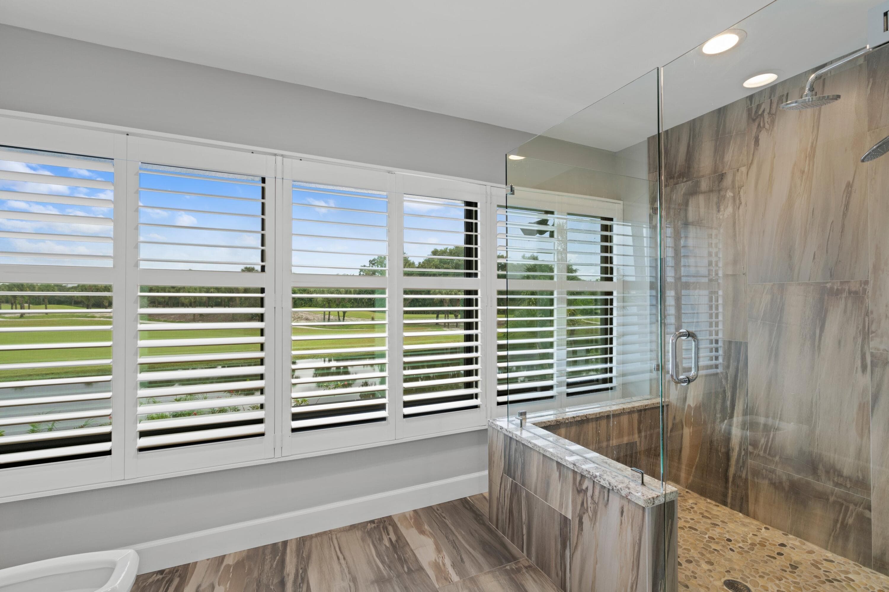 2435 Presidential Way G, West Palm Beach, FL 33401 — photo 25 of 35