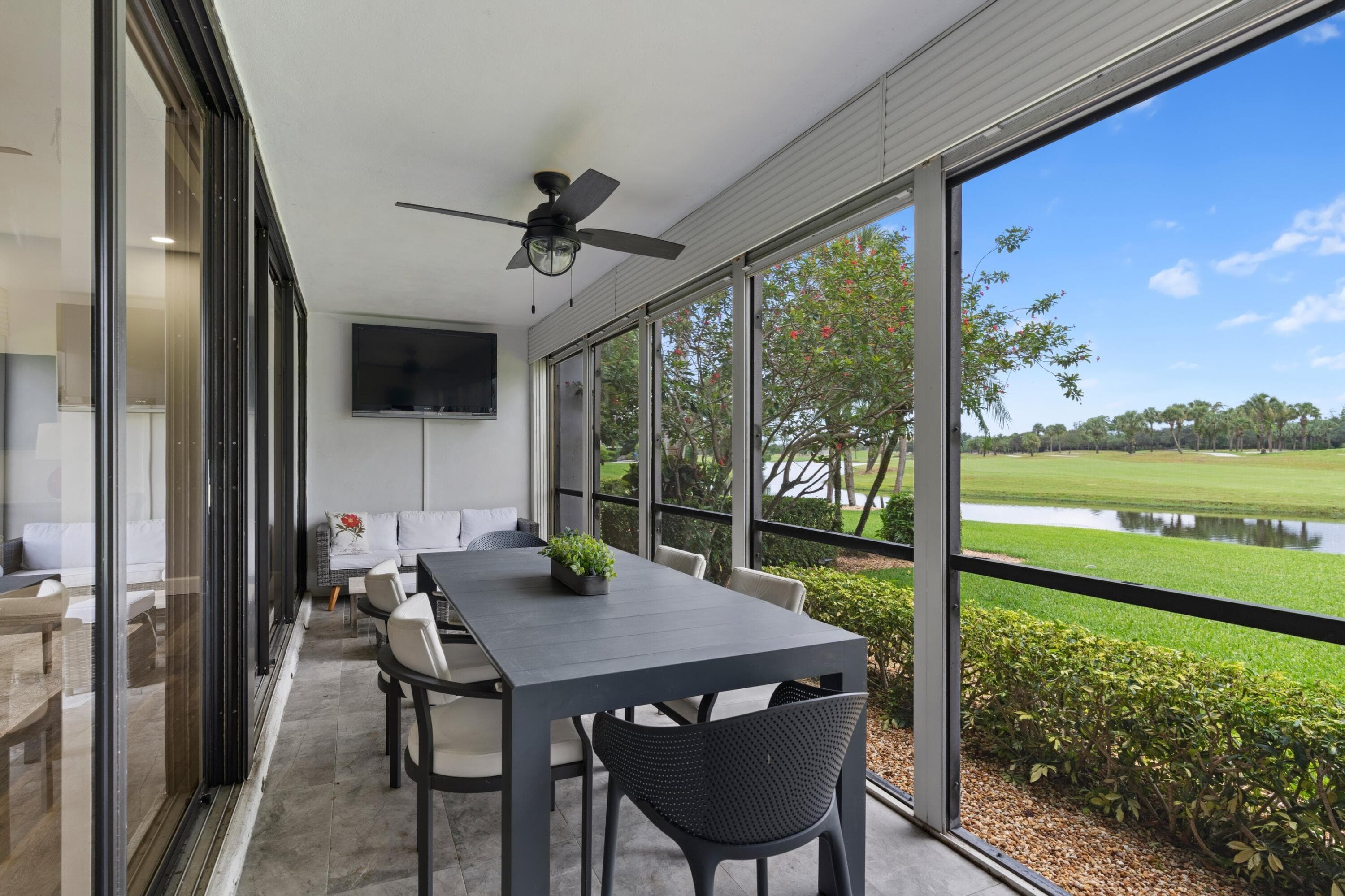 2435 Presidential Way G, West Palm Beach, FL 33401 — photo 33 of 35