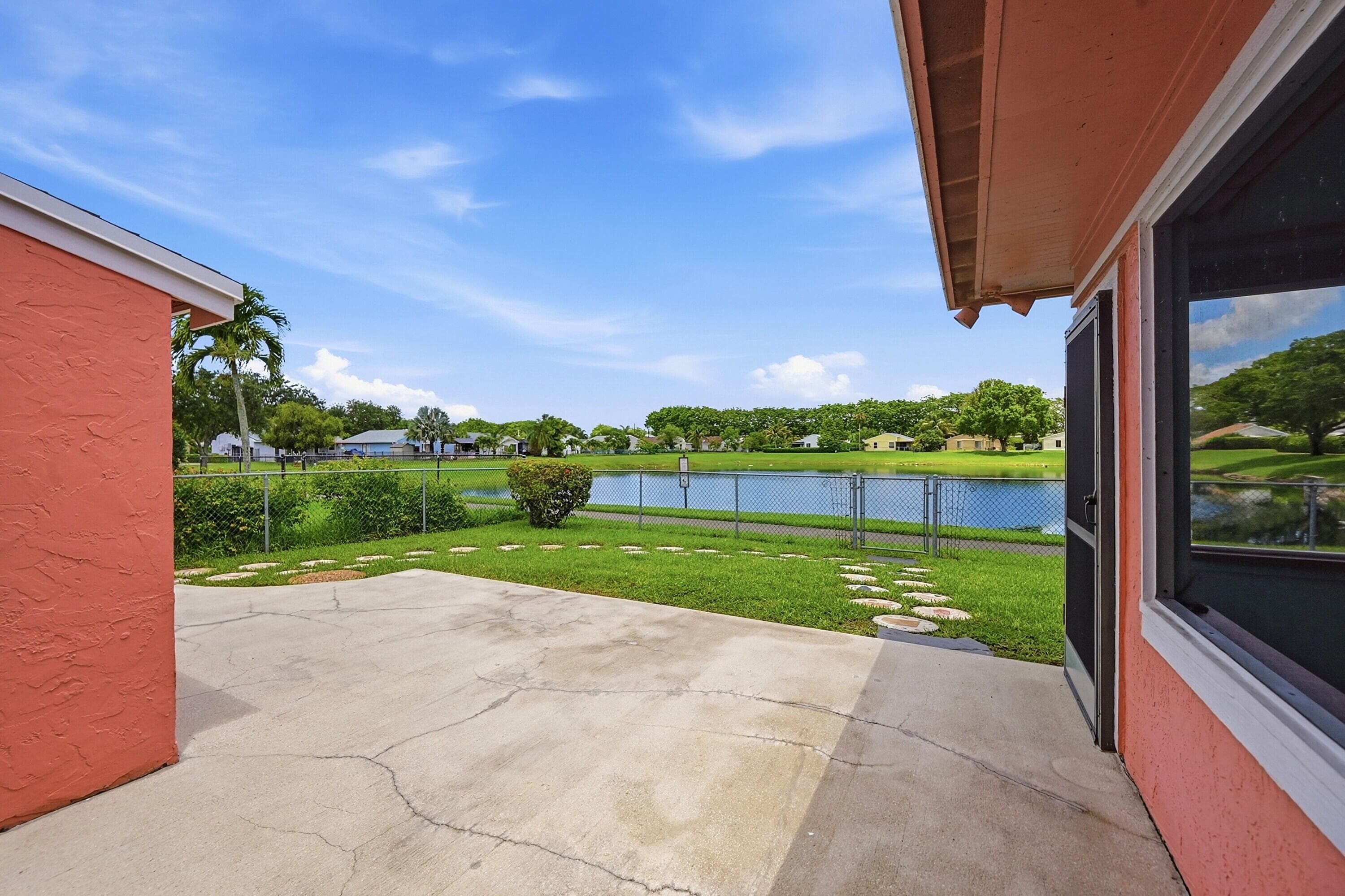 8131 Country Park Drive, Boca Raton, FL 33433 — photo 34 of 43