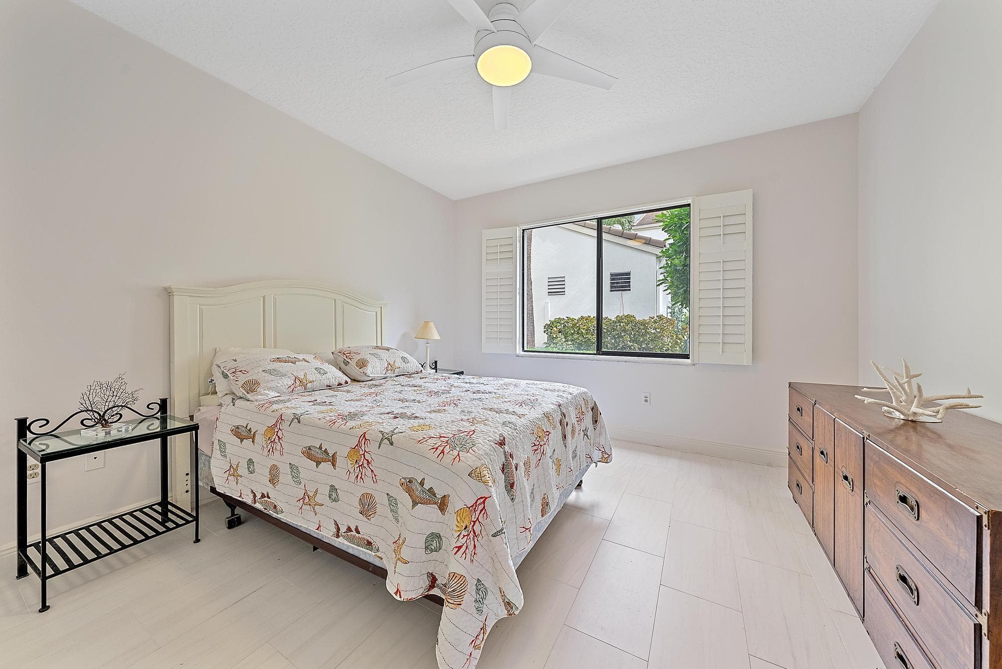 811 Oak Harbour Drive, Juno Beach, FL 33408 — photo 16 of 48