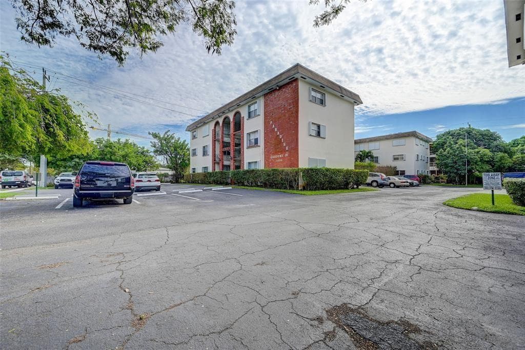 2200 Taylor Street 104, Hollywood, FL 33020 — photo 15 of 15