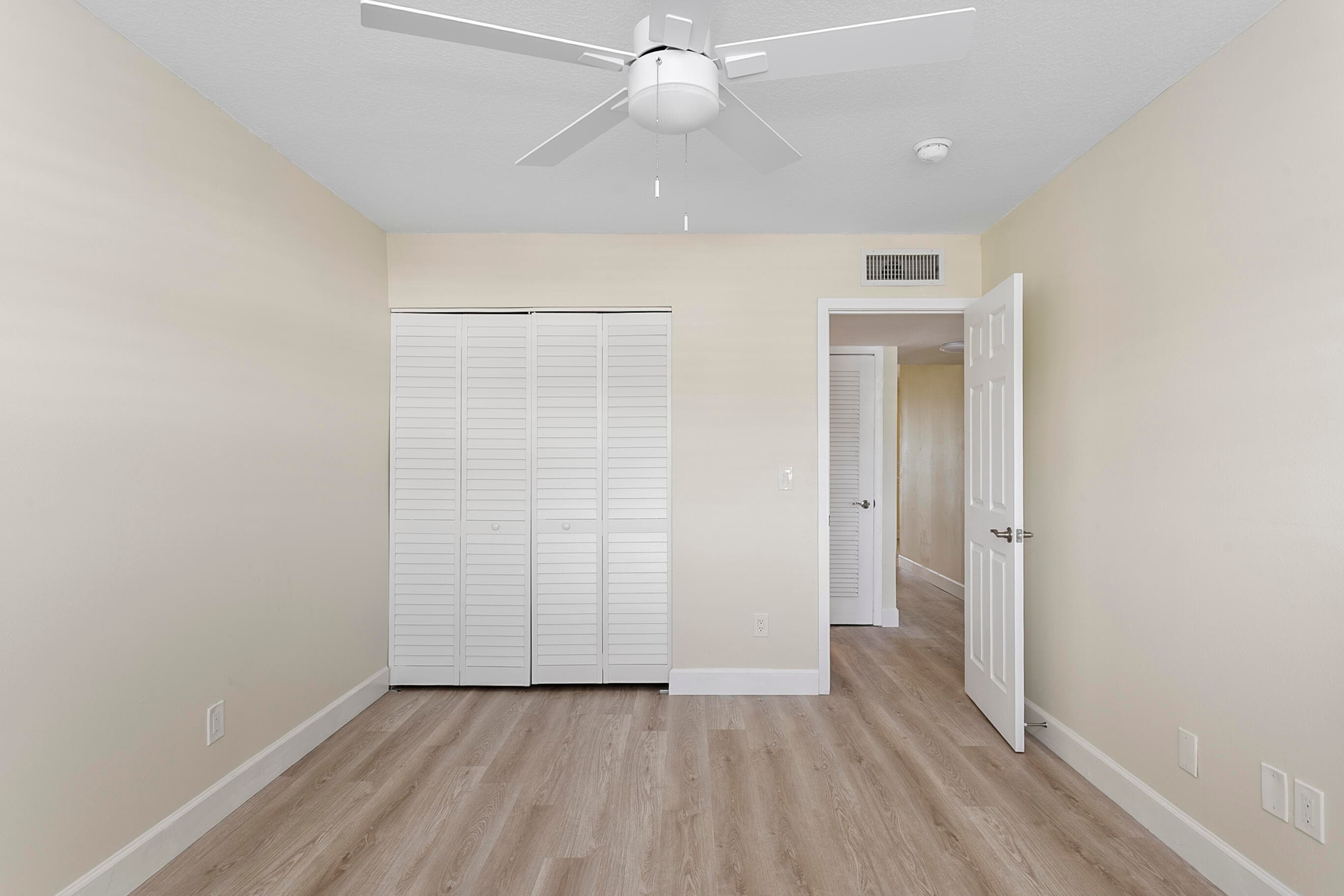 111 Shore Court 203, North Palm Beach, FL 33408 — photo 25 of 27