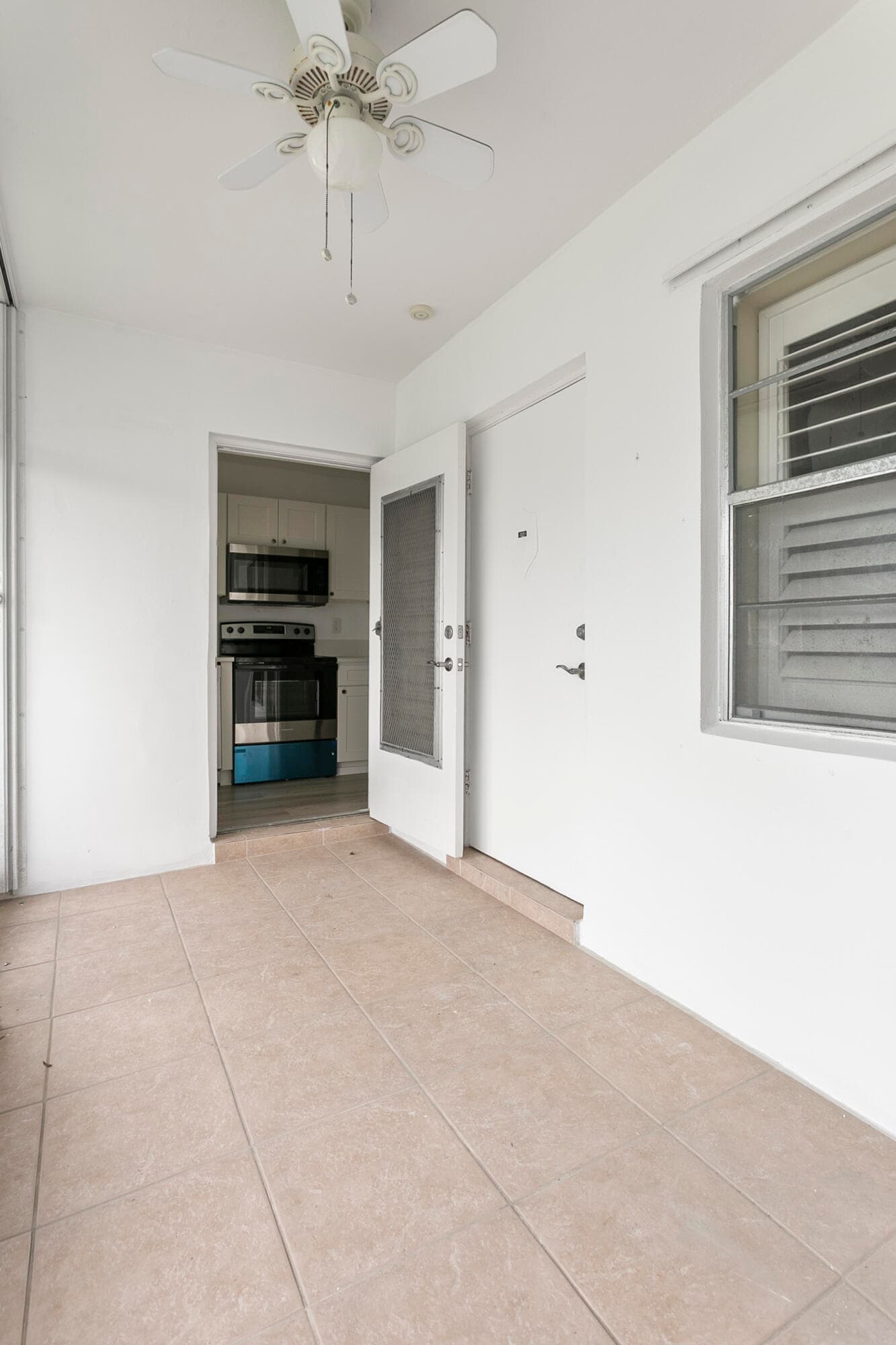 111 Shore Court 203, North Palm Beach, FL 33408 — photo 12 of 27