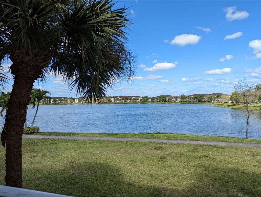 5001 Wiles Road 105, Coconut Creek, FL 33073 — photo 14 of 32