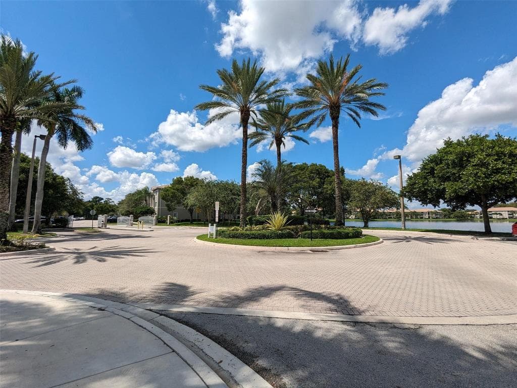 5001 Wiles Road 105, Coconut Creek, FL 33073 — photo 19 of 32